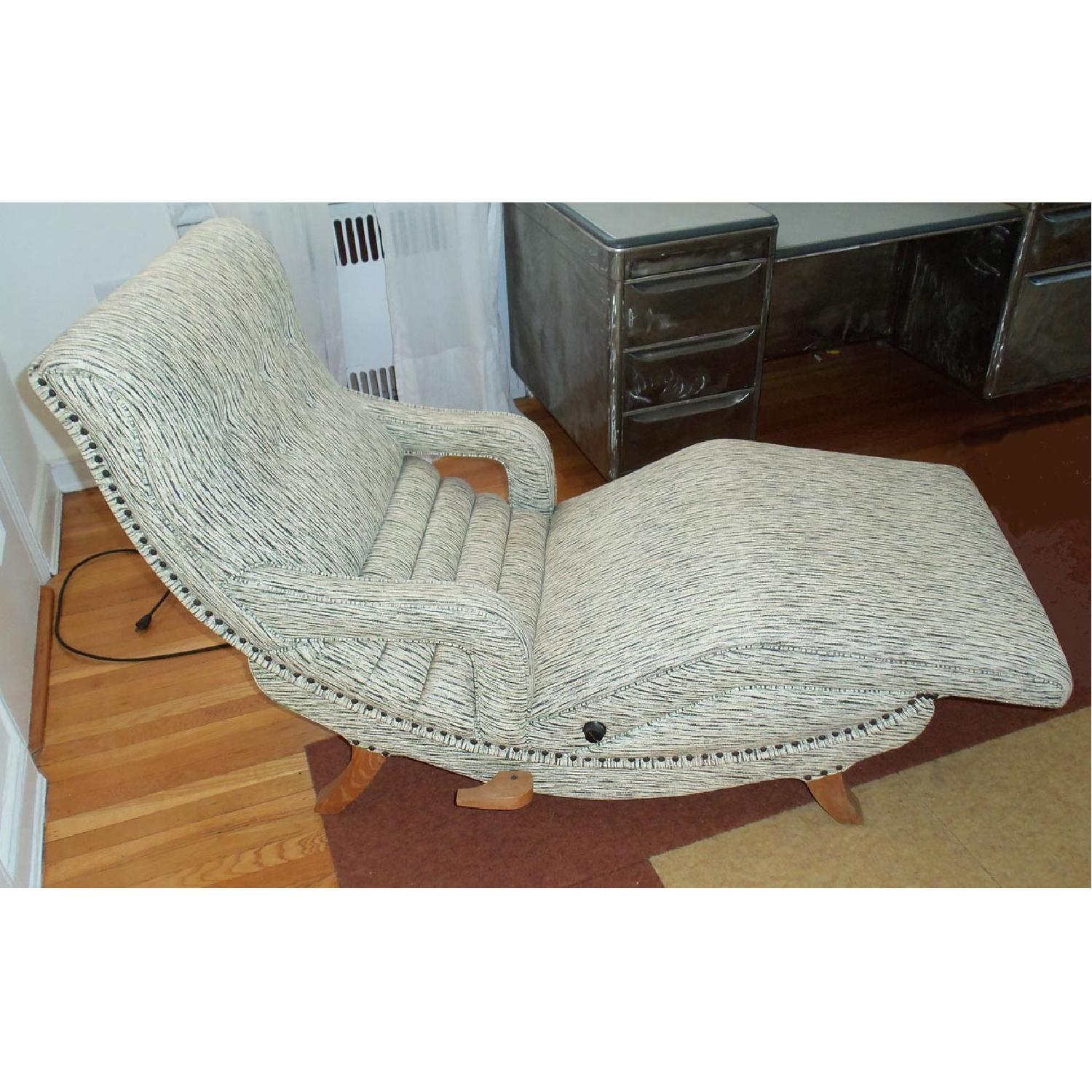 Contour Chair Lounge Co. Vibrating Chair - image-2