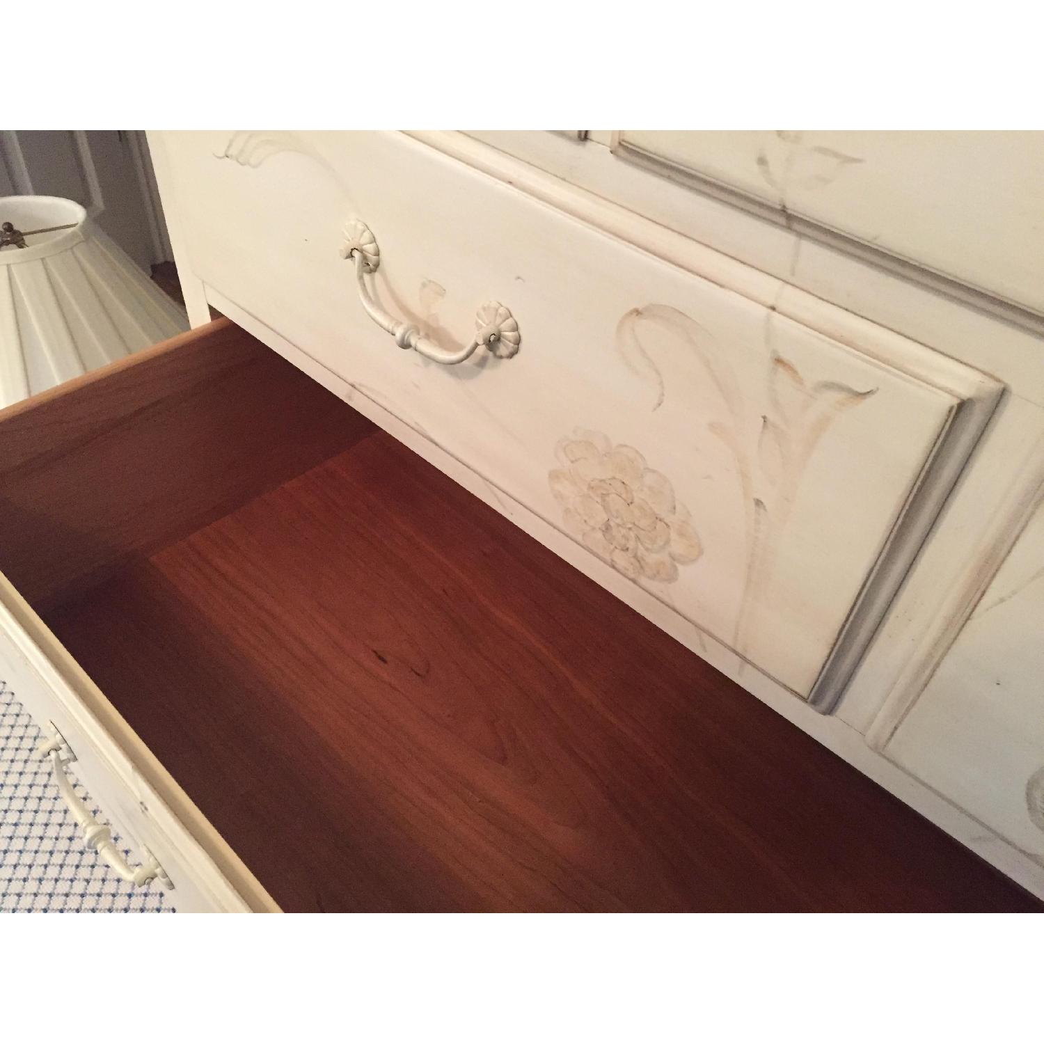 Ethan Allen 7 Drawers Off White Double Dresser - image-1