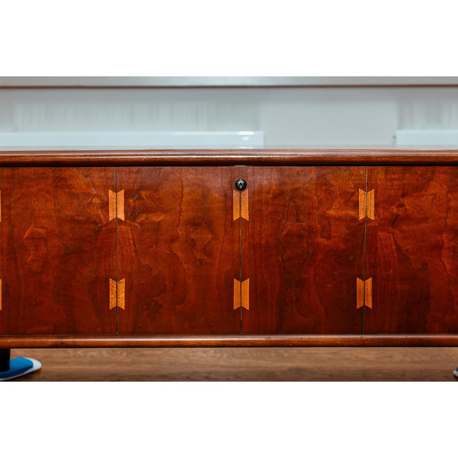Lane Furniture Cedar Chest - image-2
