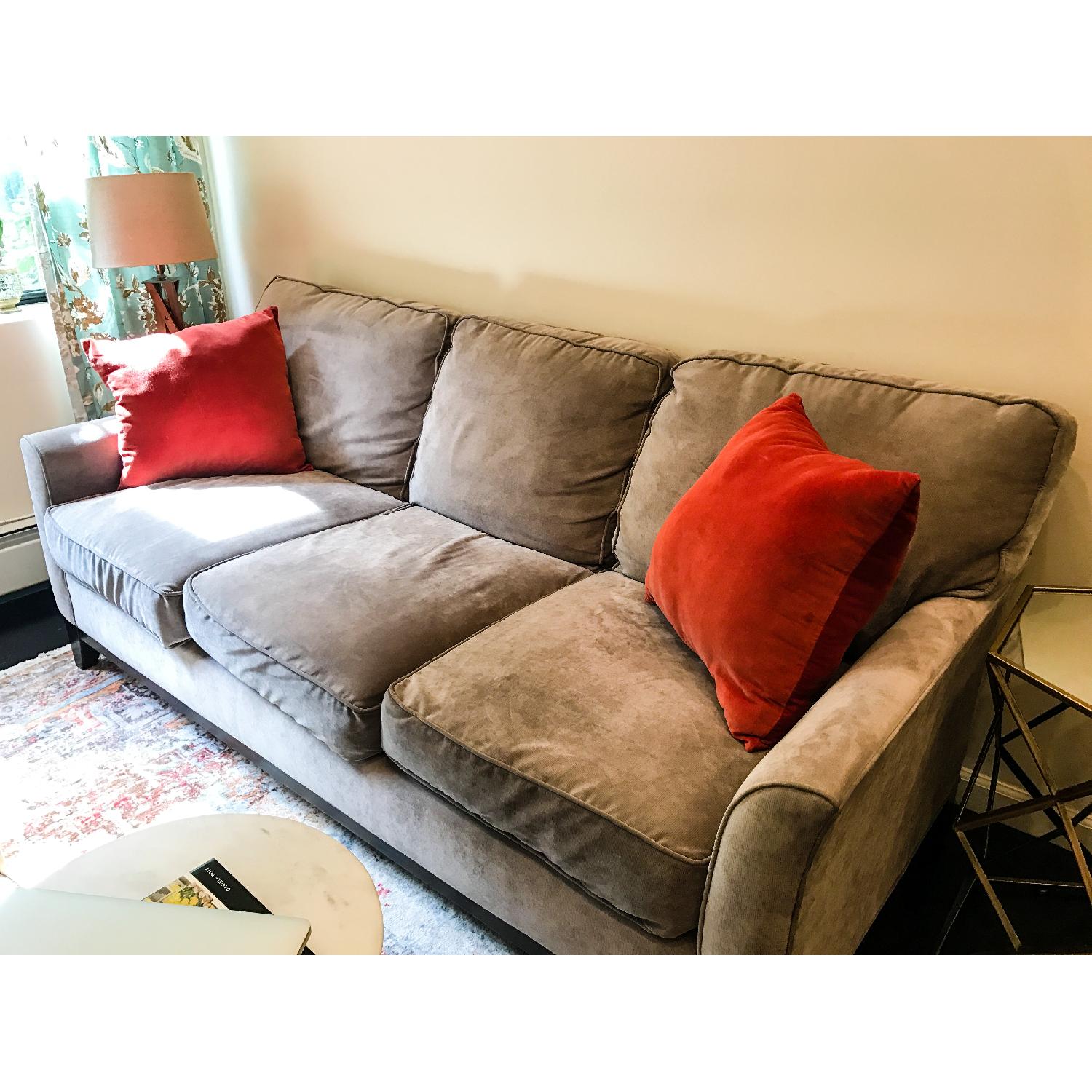 Broyhill Perspectives Sofa - image-1