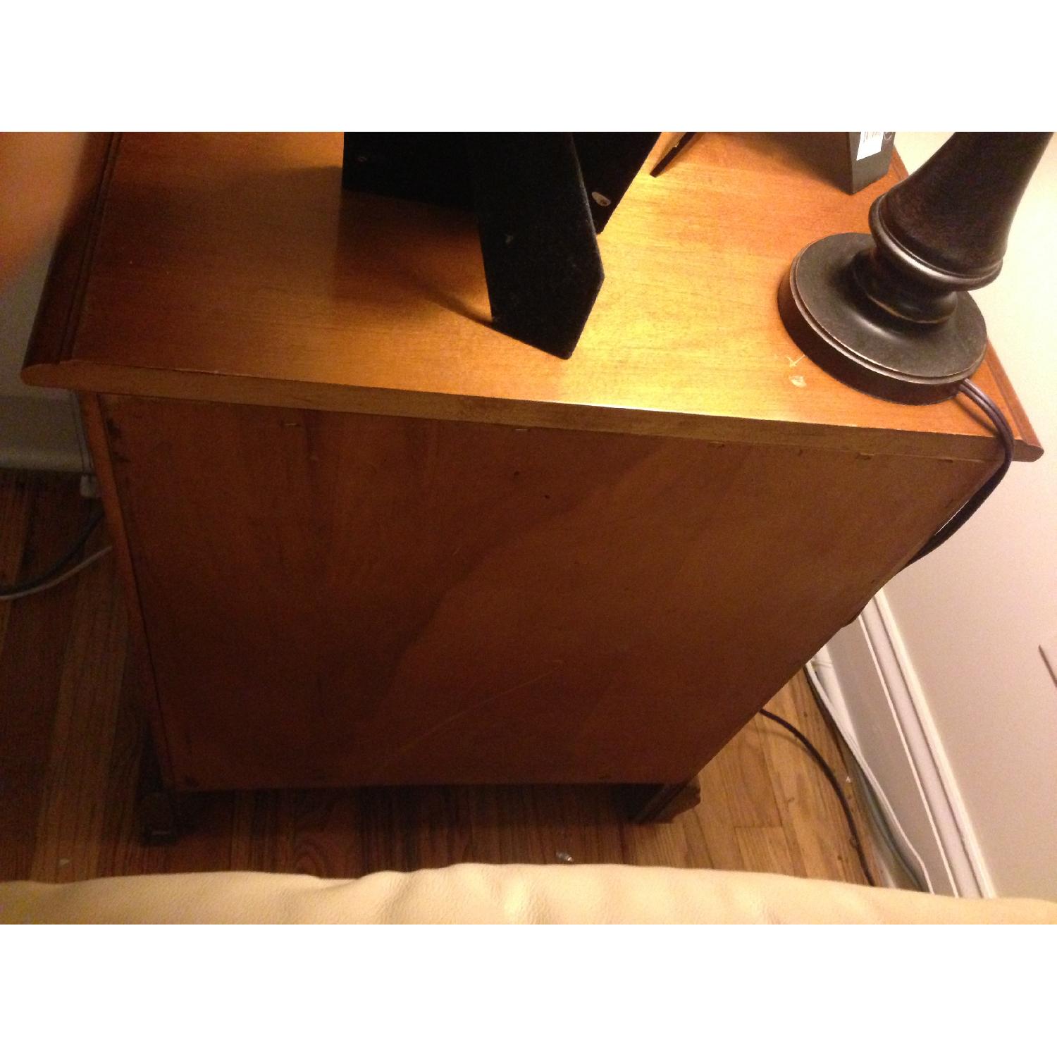 Solid Oak End Table - image-4