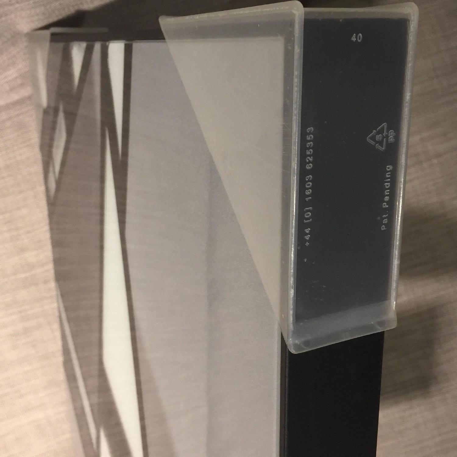 BoConcept - The Love of Lines I Glass Art - image-3