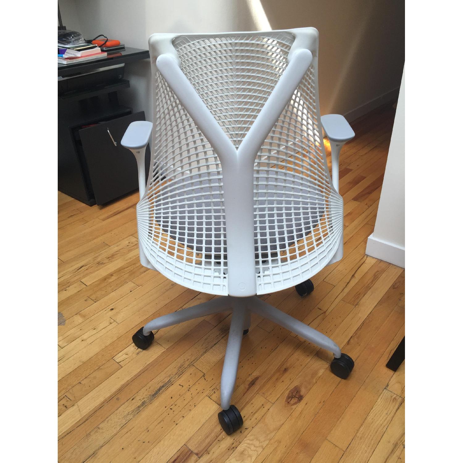 Herman Miller Swivel Office Chair - image-4