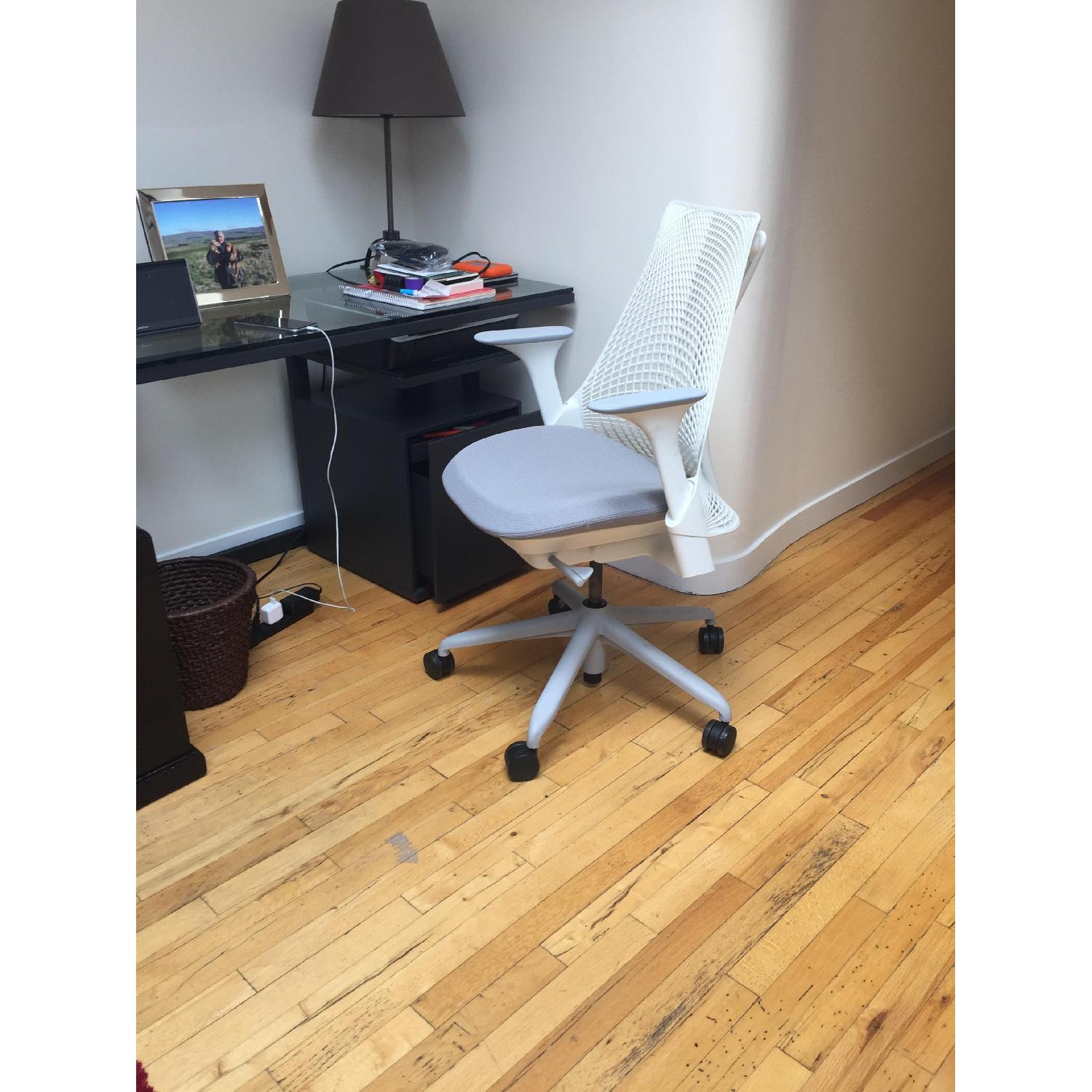 Herman Miller Swivel Office Chair - image-6