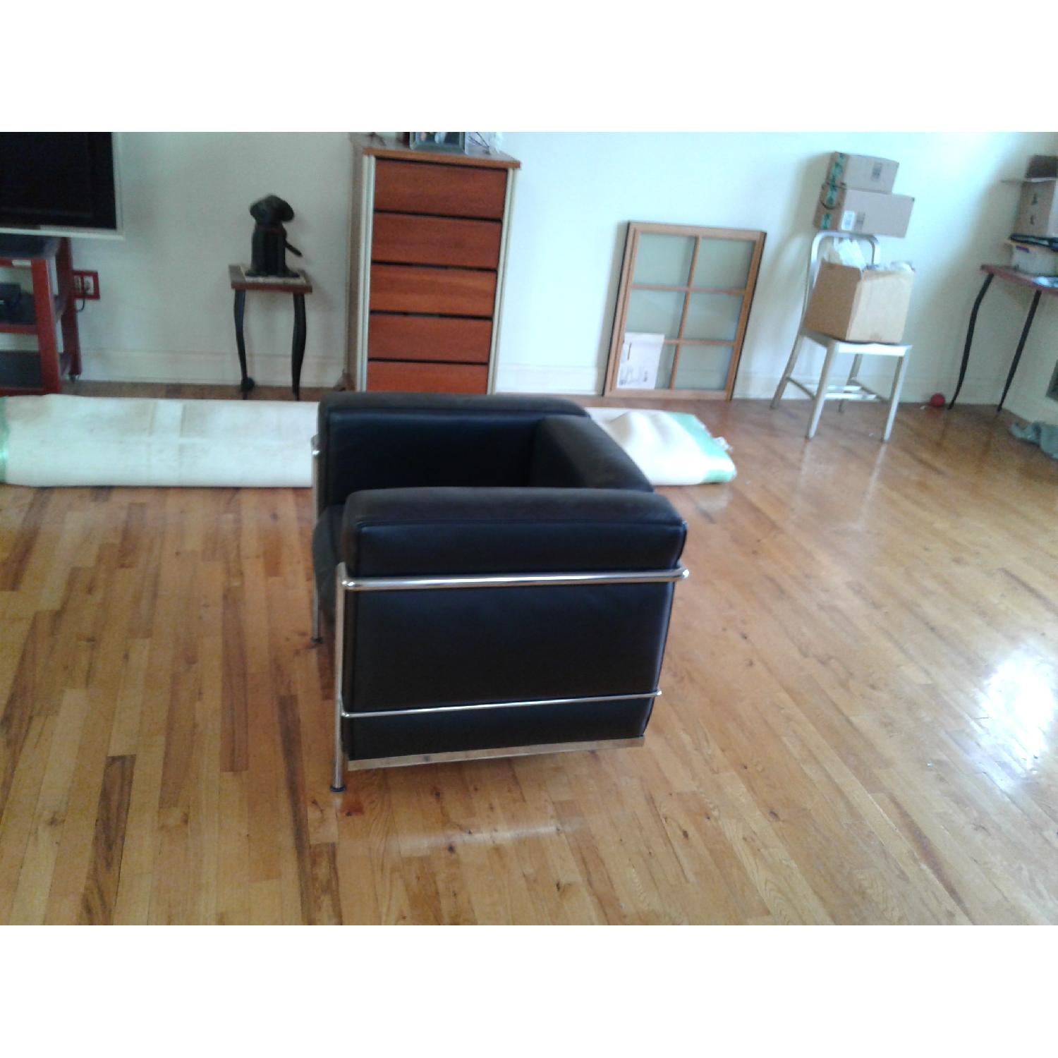 Cassina Le Corbusier LC2 Leather Poltrona Armchairs - image-2