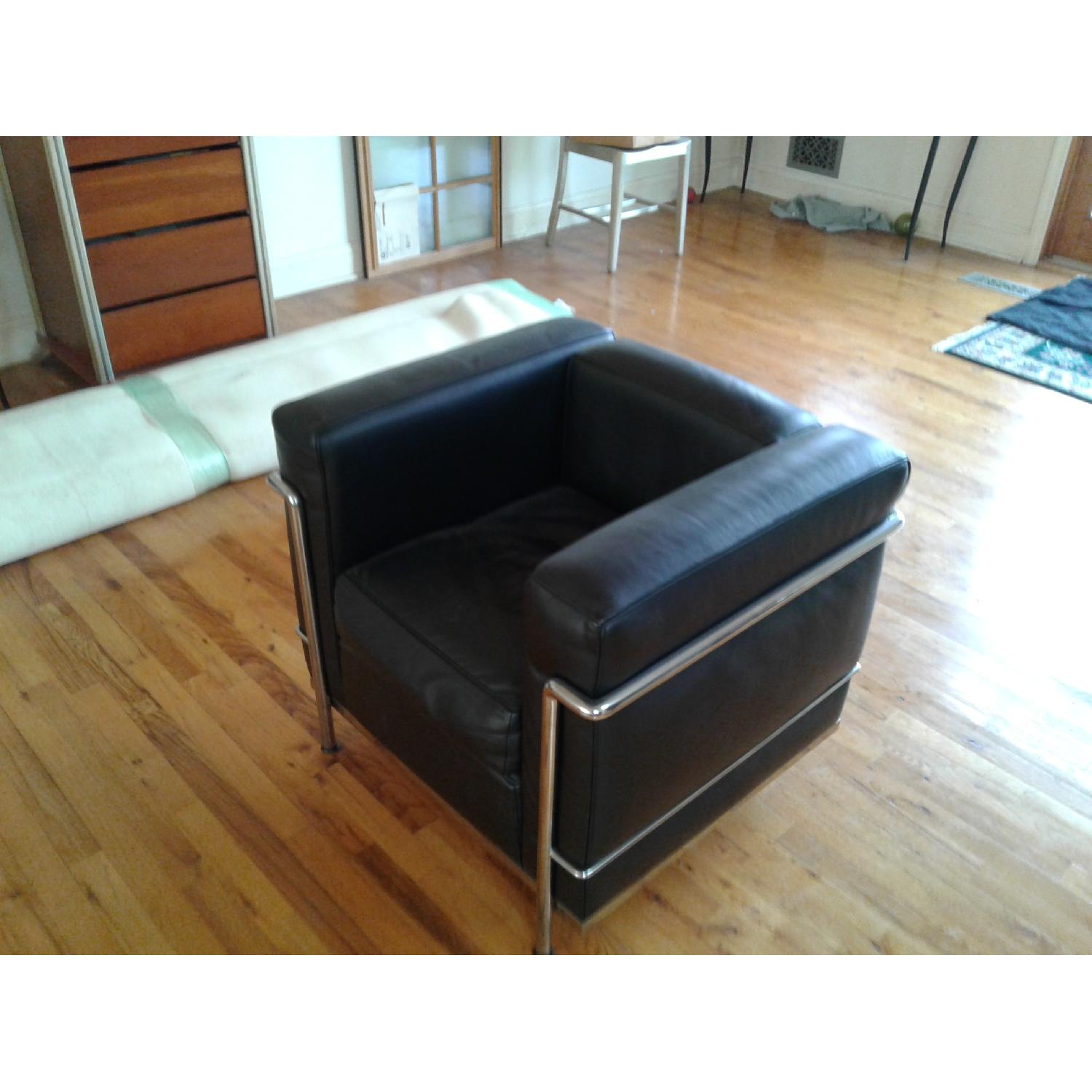Cassina Le Corbusier LC2 Leather Poltrona Armchairs - image-3