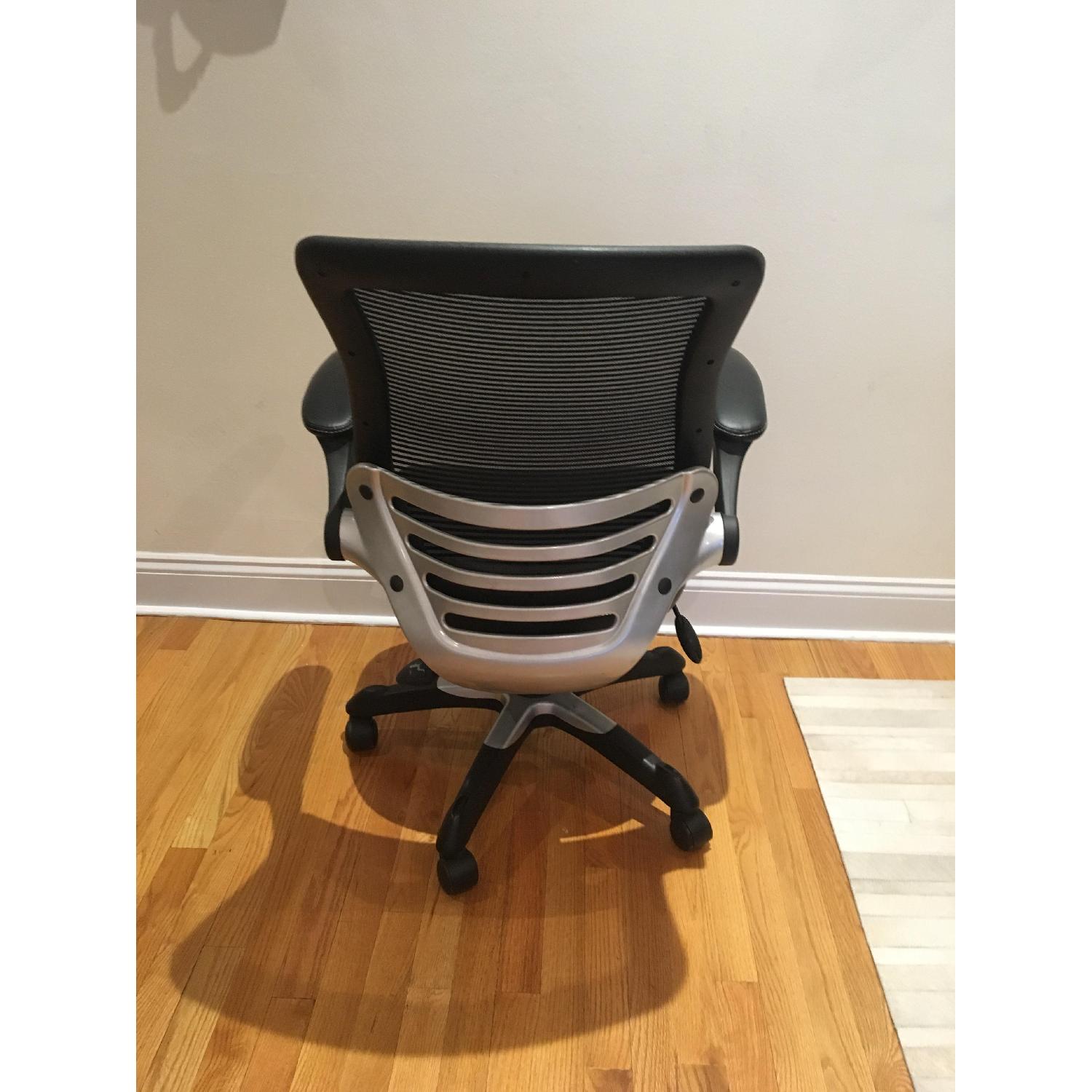 Staples Black Mesh & Leather Office Chair - image-3