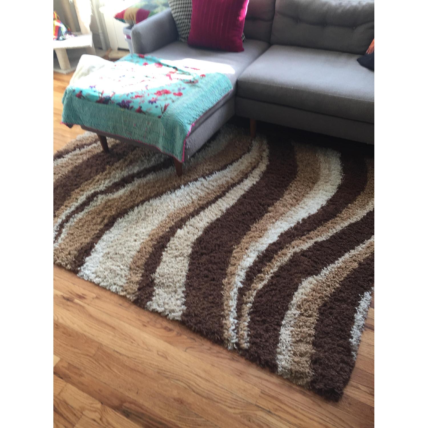 Modern Shag Rug in Neutral Wave Pattern - image-2