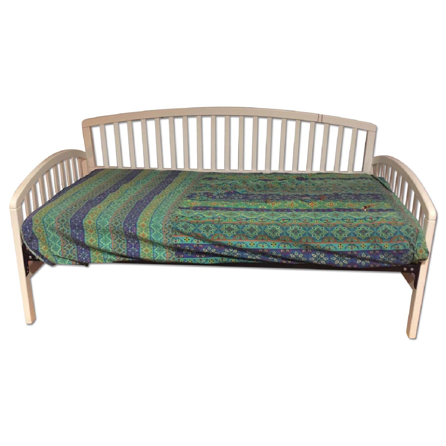 Hayneedle Hillsdale Carolina Daybed Frame in White - image-0