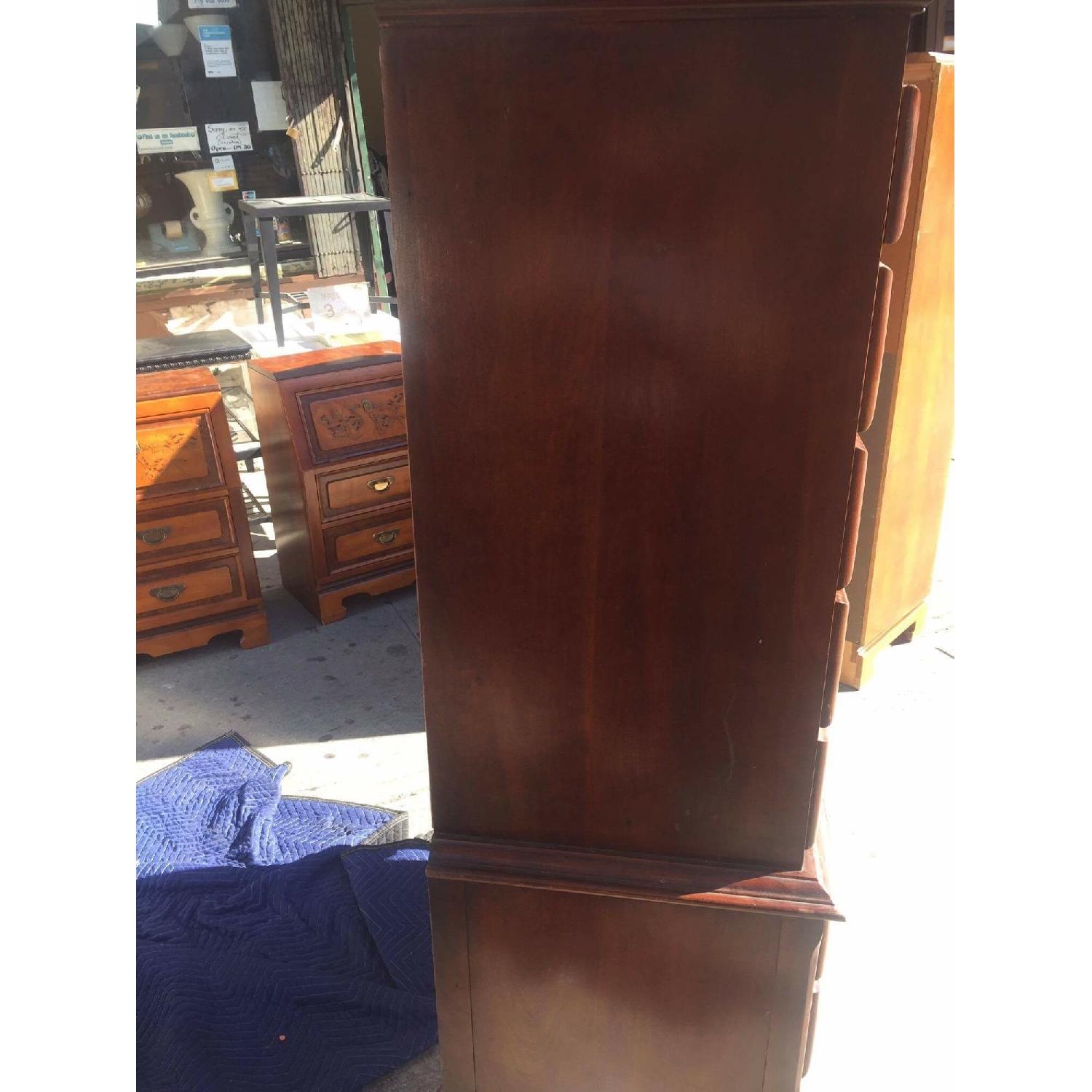 Lea Furniture High Boy Tall Dresser w/ Queen Anne Legs - image-7