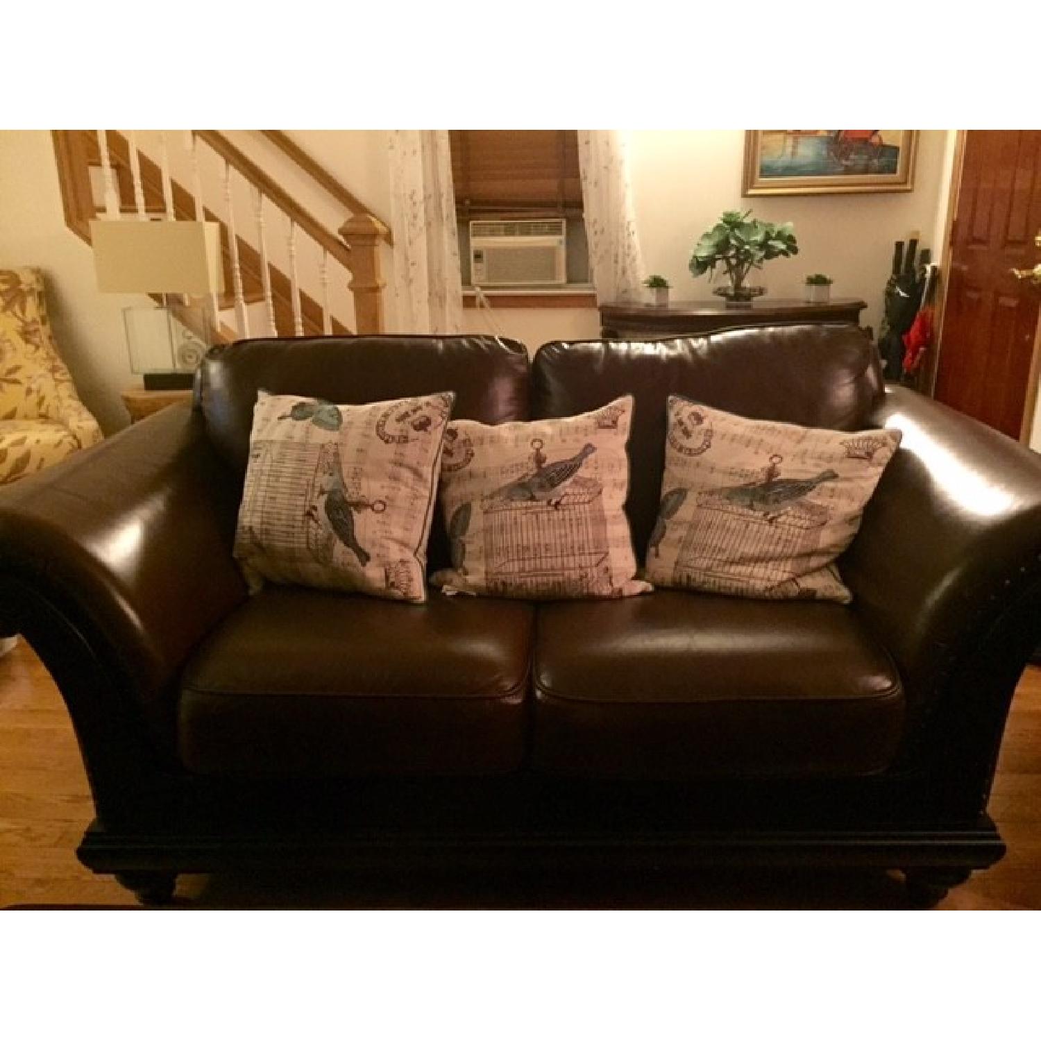 Jennifer Convertibles Leather 3 Seater Sofa + Loveseat - image-1