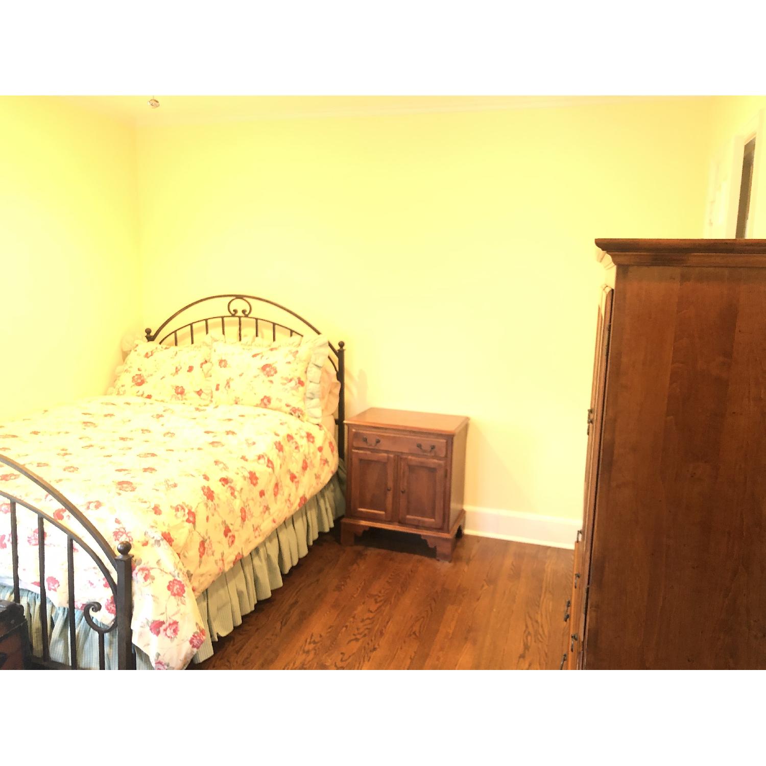 Ethan Allen Full Wrought Iron Bed - image-1