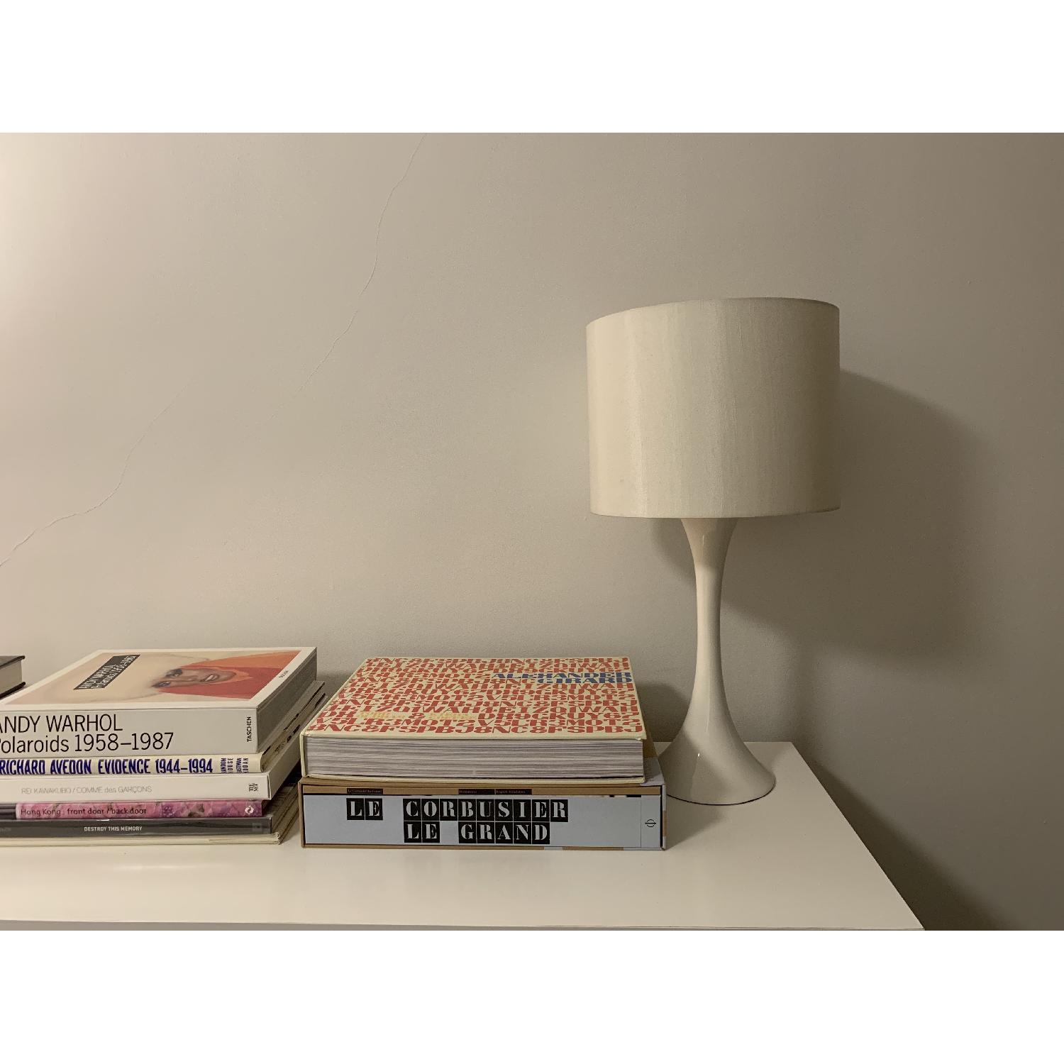 CB2 Modern White Tulip Table Lamp AptDeco