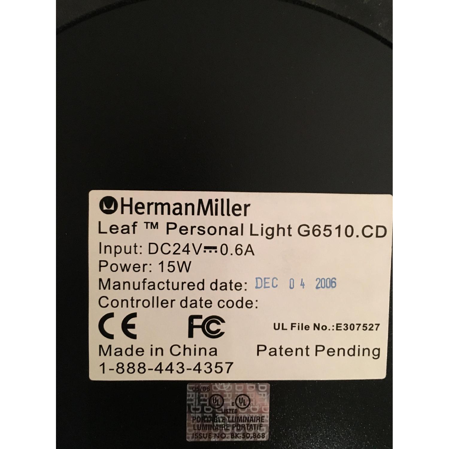 Herman Miller Leaf Light - image-3