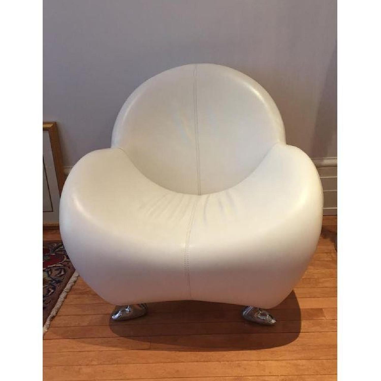 LeoLux White Leather Papageno Chair - image-4
