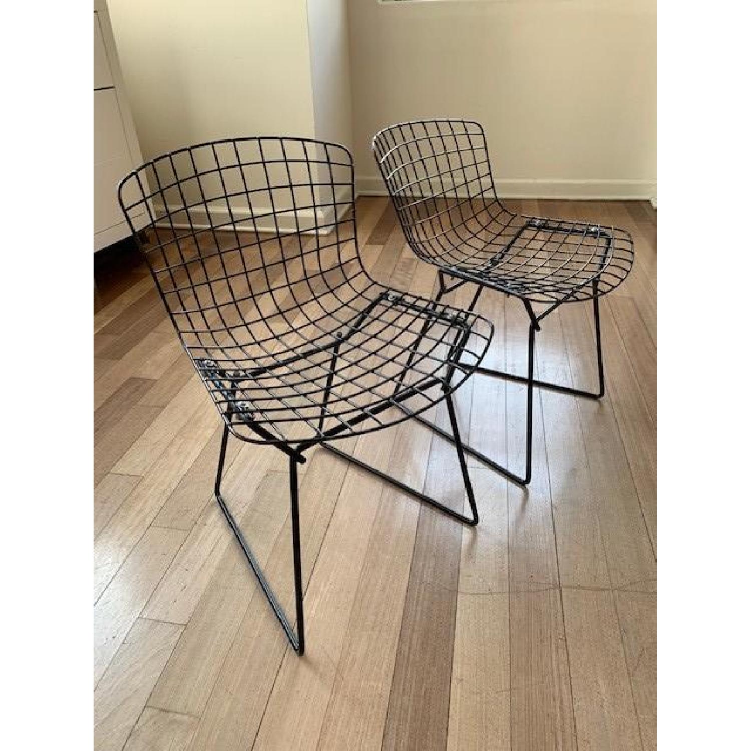 MCM Children's Desk Table w /4 Heywood Wakefield Chairs - image-3