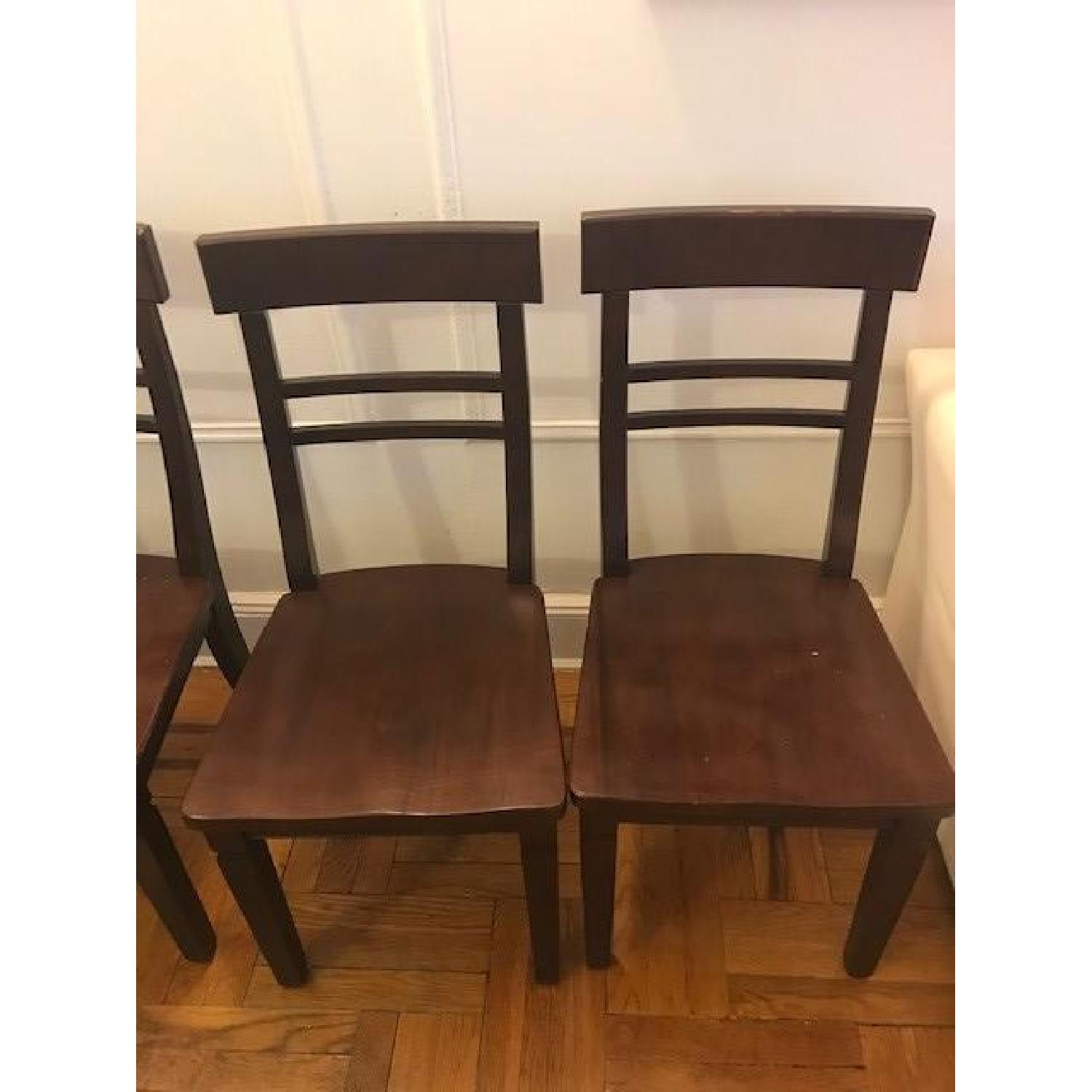 Crate & Barrel Cabria Dining Table w/ 4 Chairs AptDeco