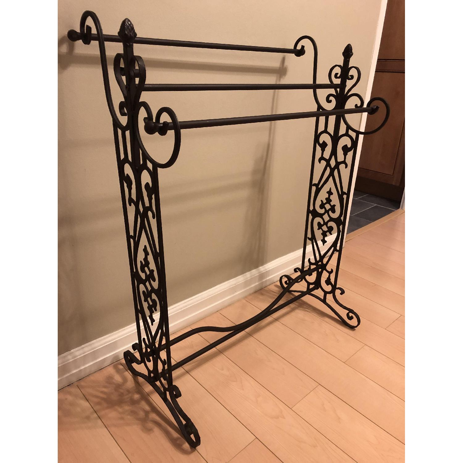 Metal Quilt Rack - image-2