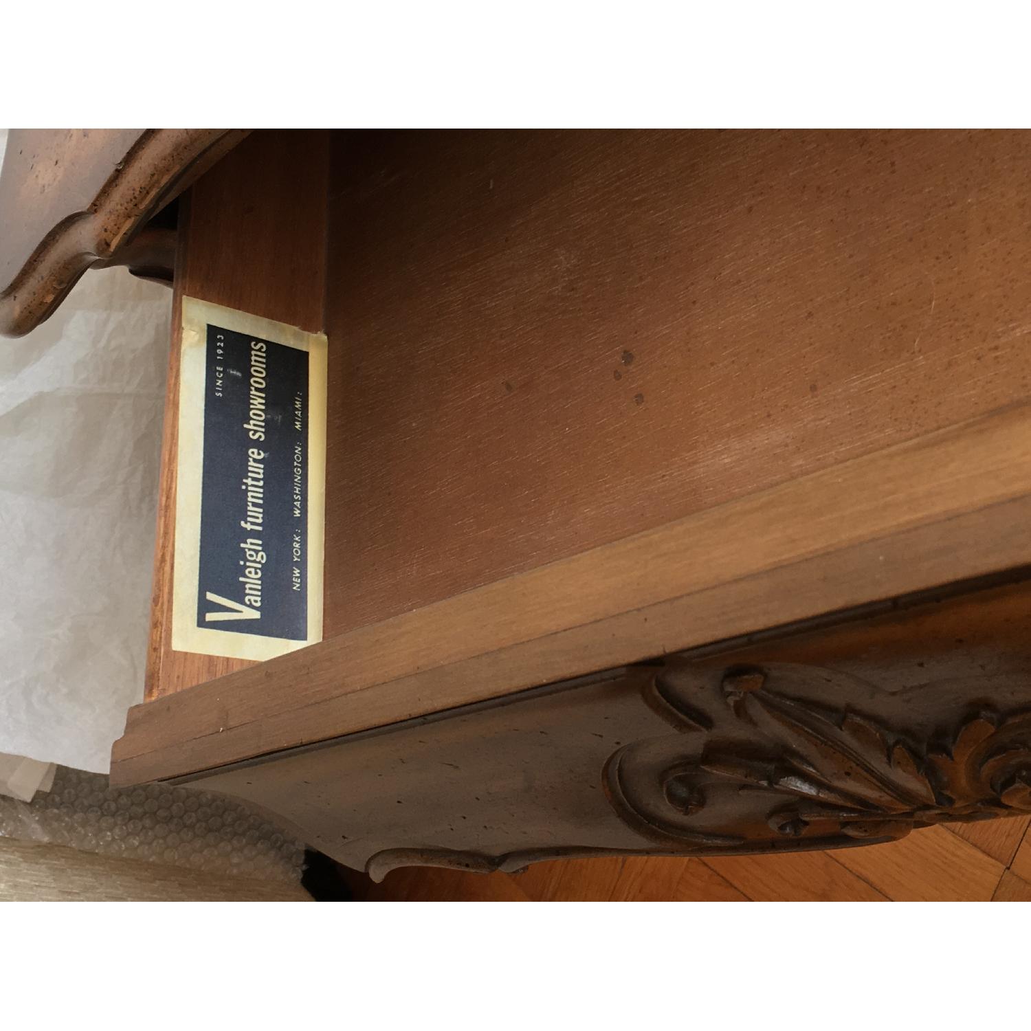 Vanleigh Vintage Side/Lamp Table - image-4