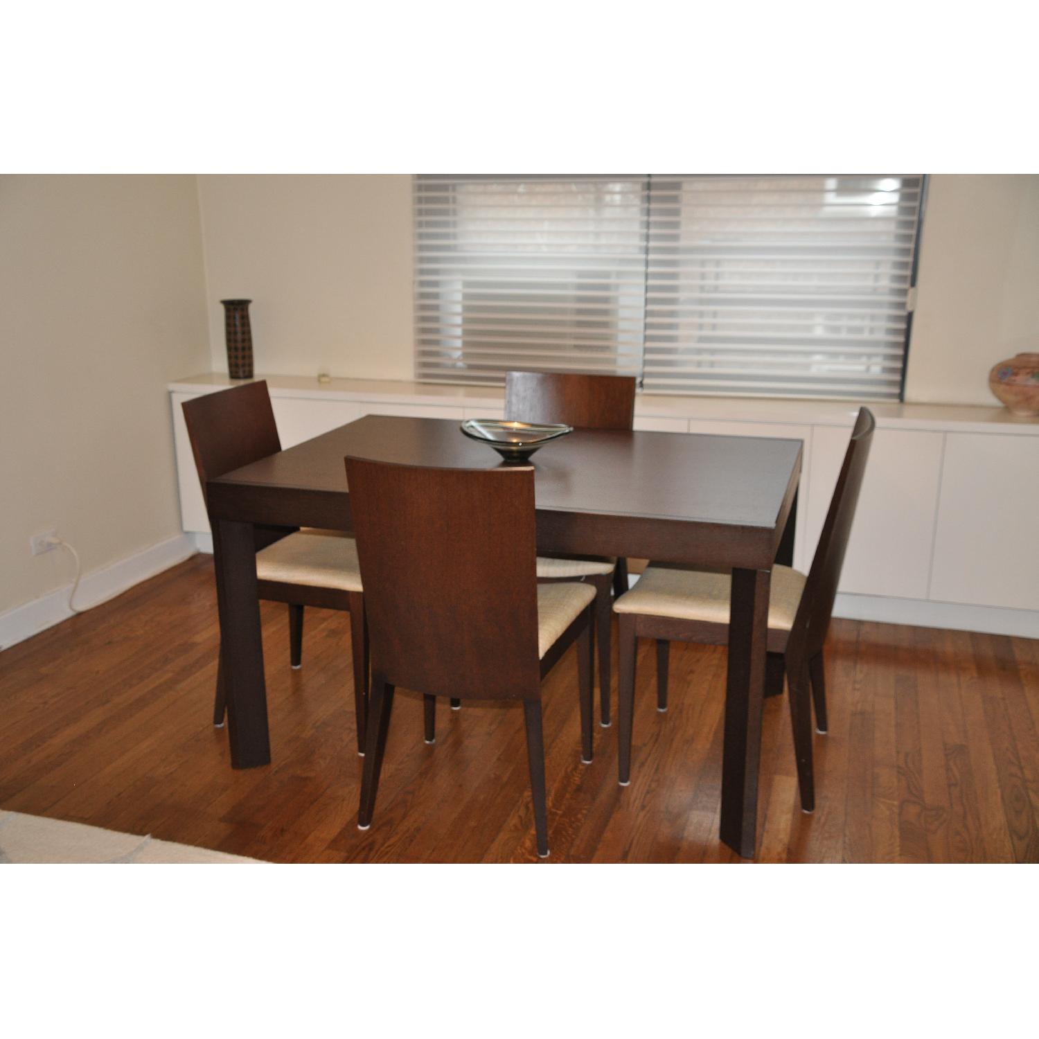 Calligaris Contemporary Extendable Dining Table w/ 4 Chairs - image-1