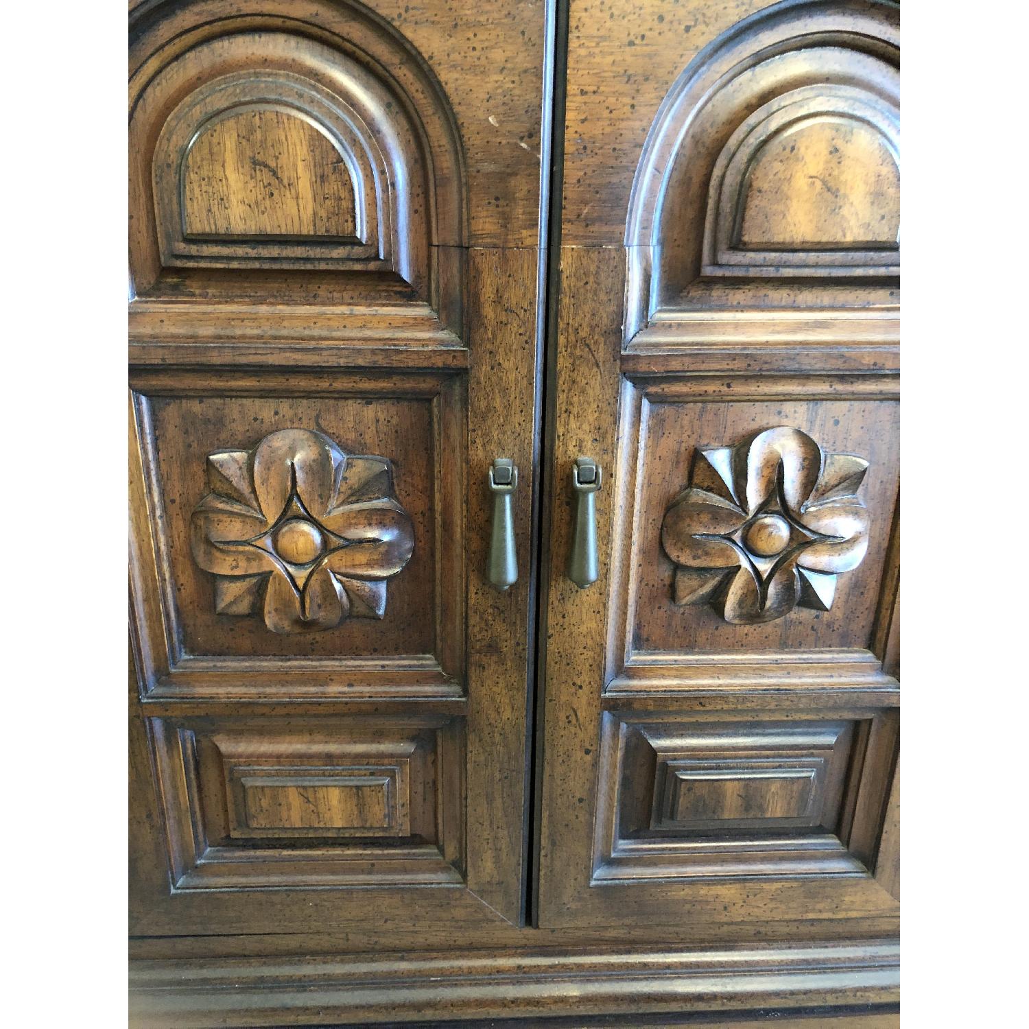 Spanish Mediteranian China Cabinet - image-2