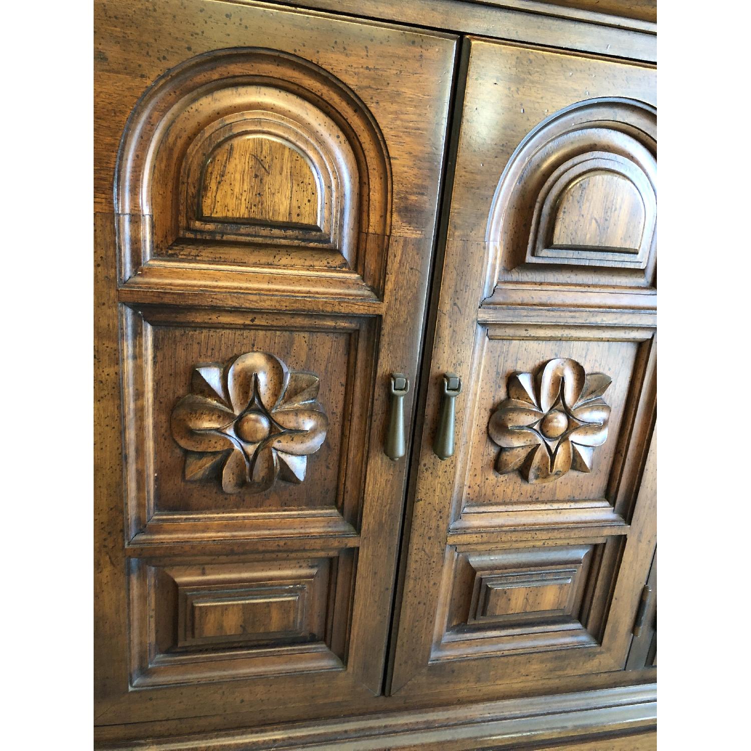 Spanish Mediteranian China Cabinet - image-8