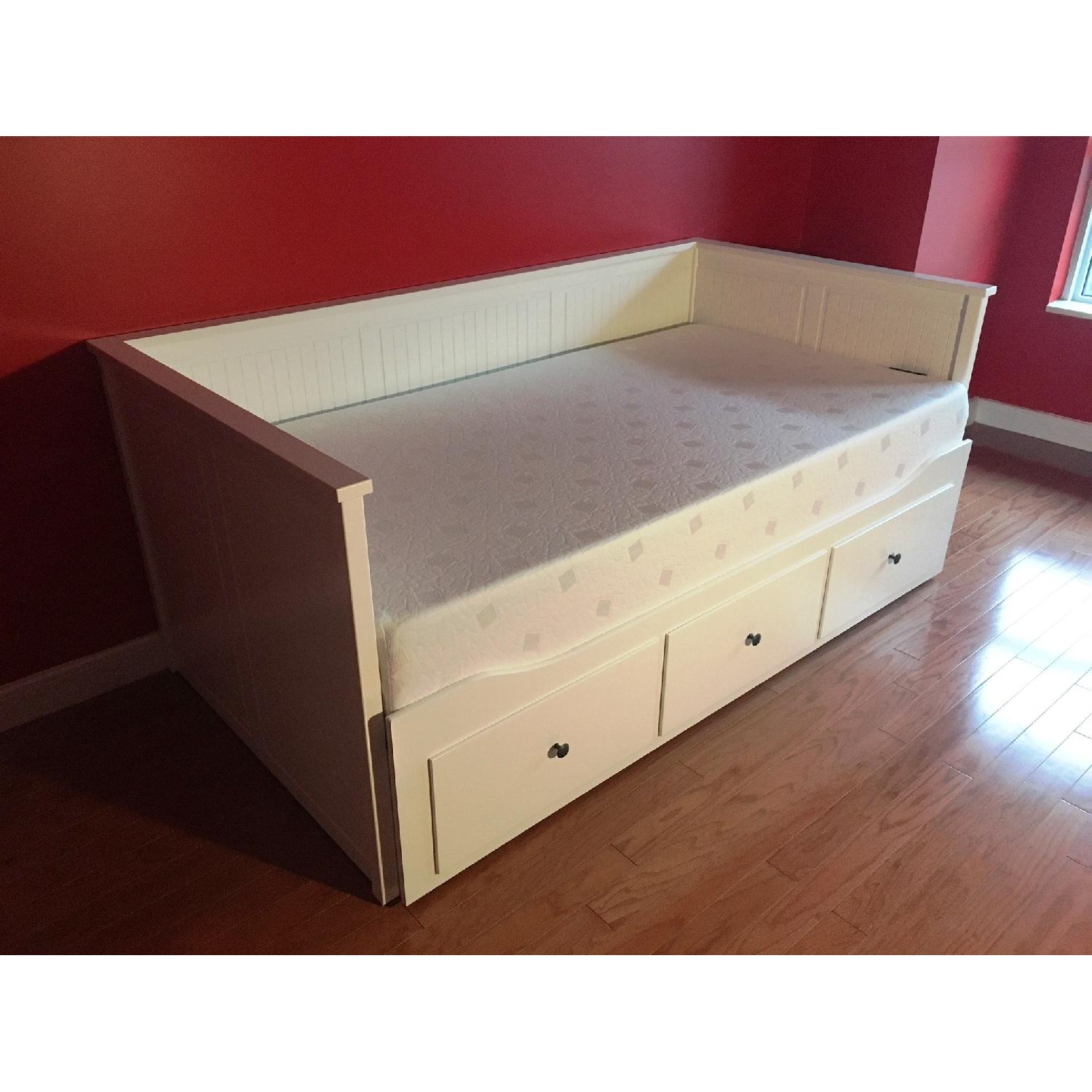 Ikea Hemnes Daybed AptDeco