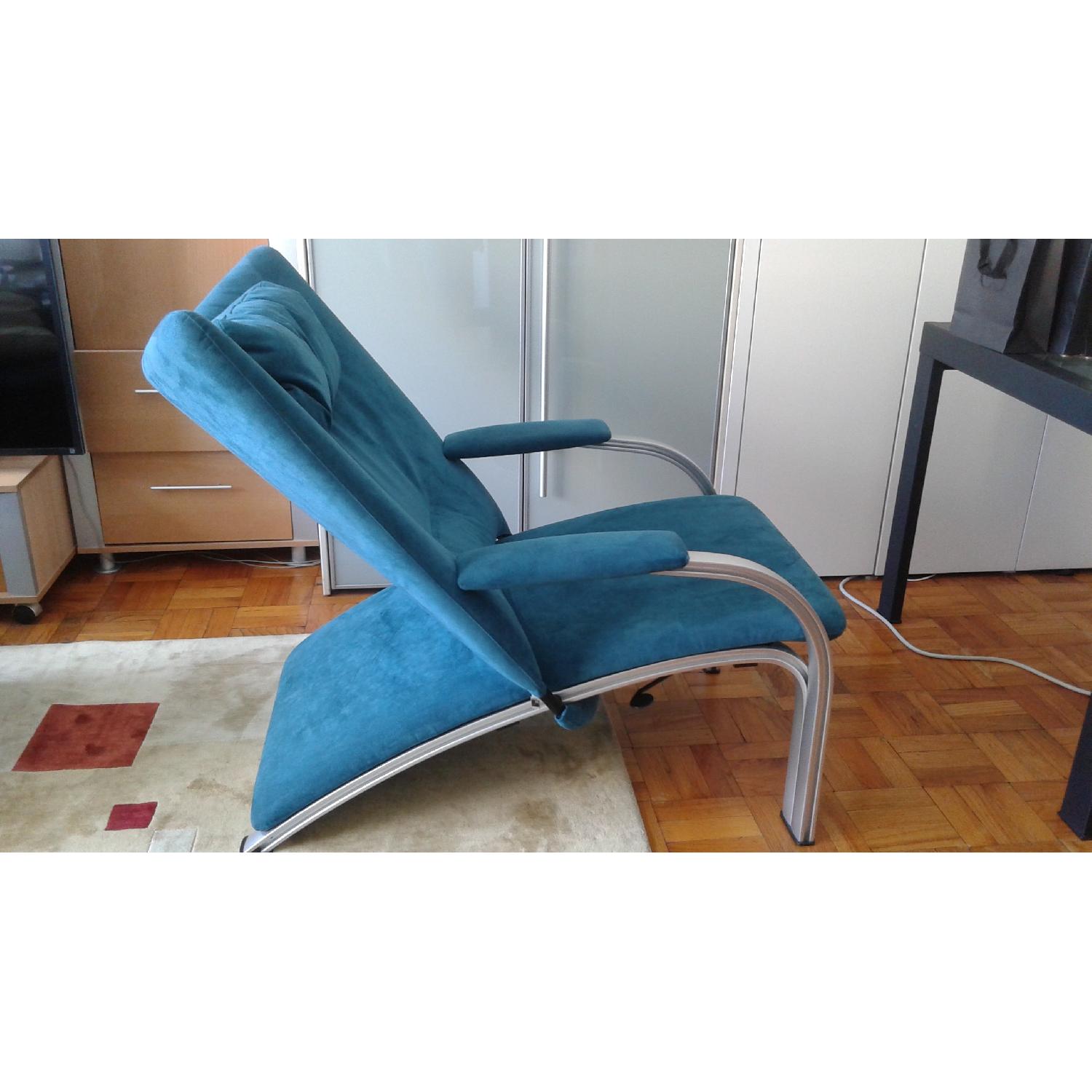 Italian Reclining Back Chair AptDeco