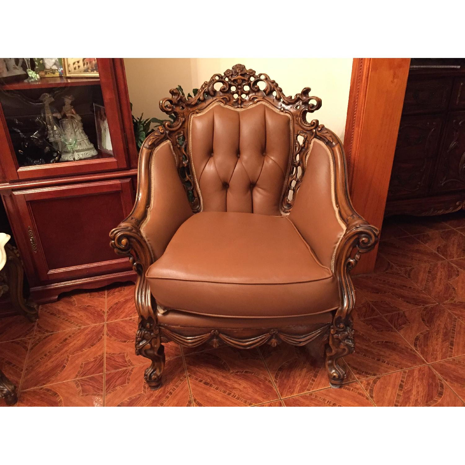 Traditional Italian Leather 3 Seater Sofa + Loveseat + Armchair + Coffee Table + End Table - image-5