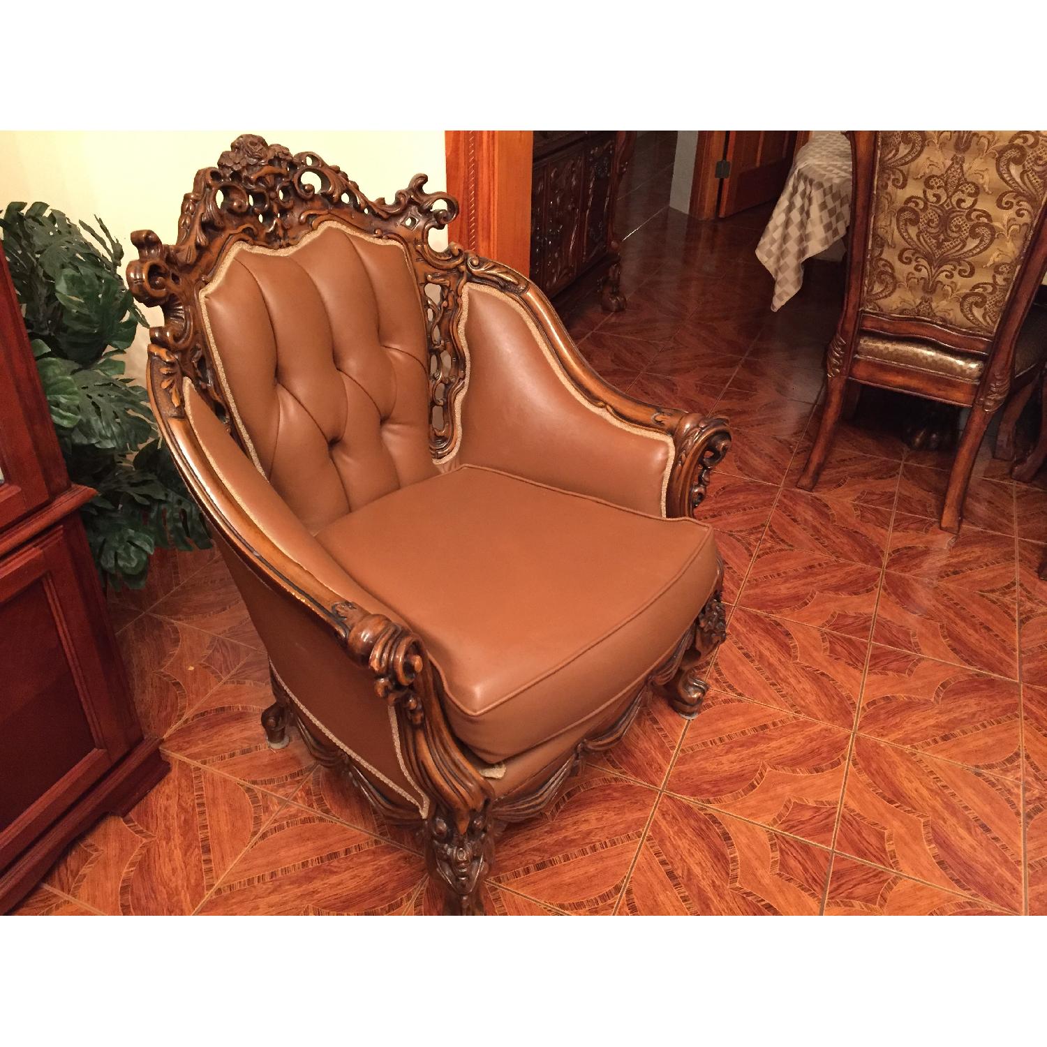 Traditional Italian Leather 3 Seater Sofa + Loveseat + Armchair + Coffee Table + End Table - image-6