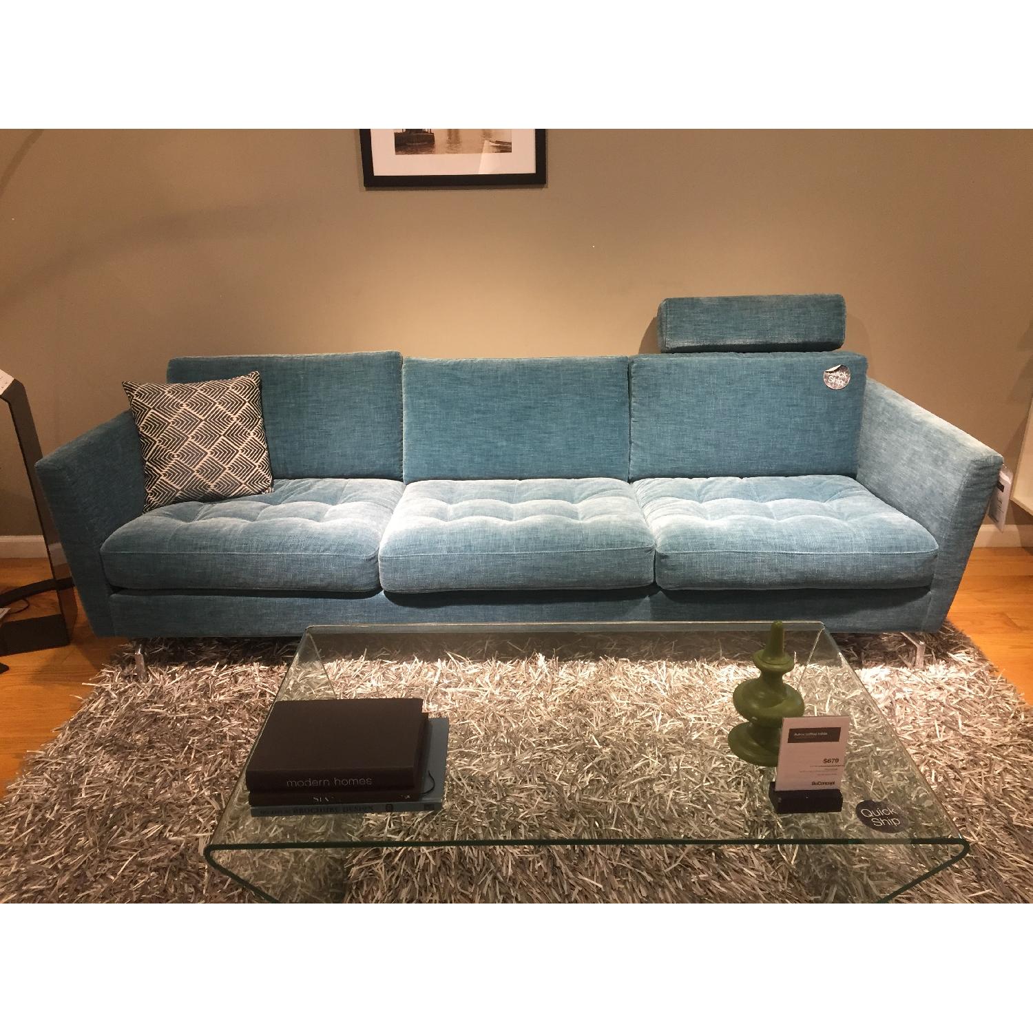 BoConcept Oasaka Sofa in Turquoise Napoli - image-1