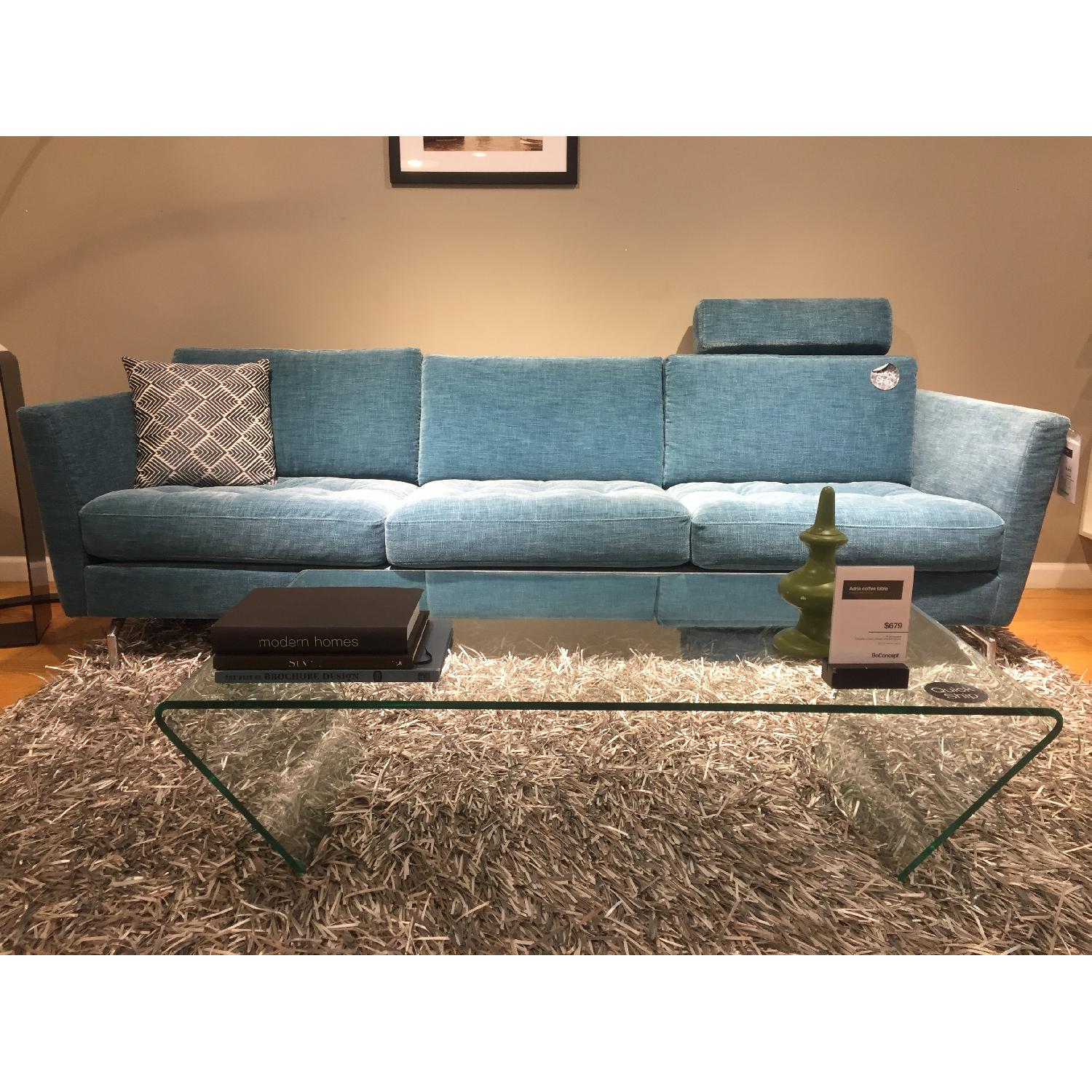 BoConcept Oasaka Sofa in Turquoise Napoli - image-2