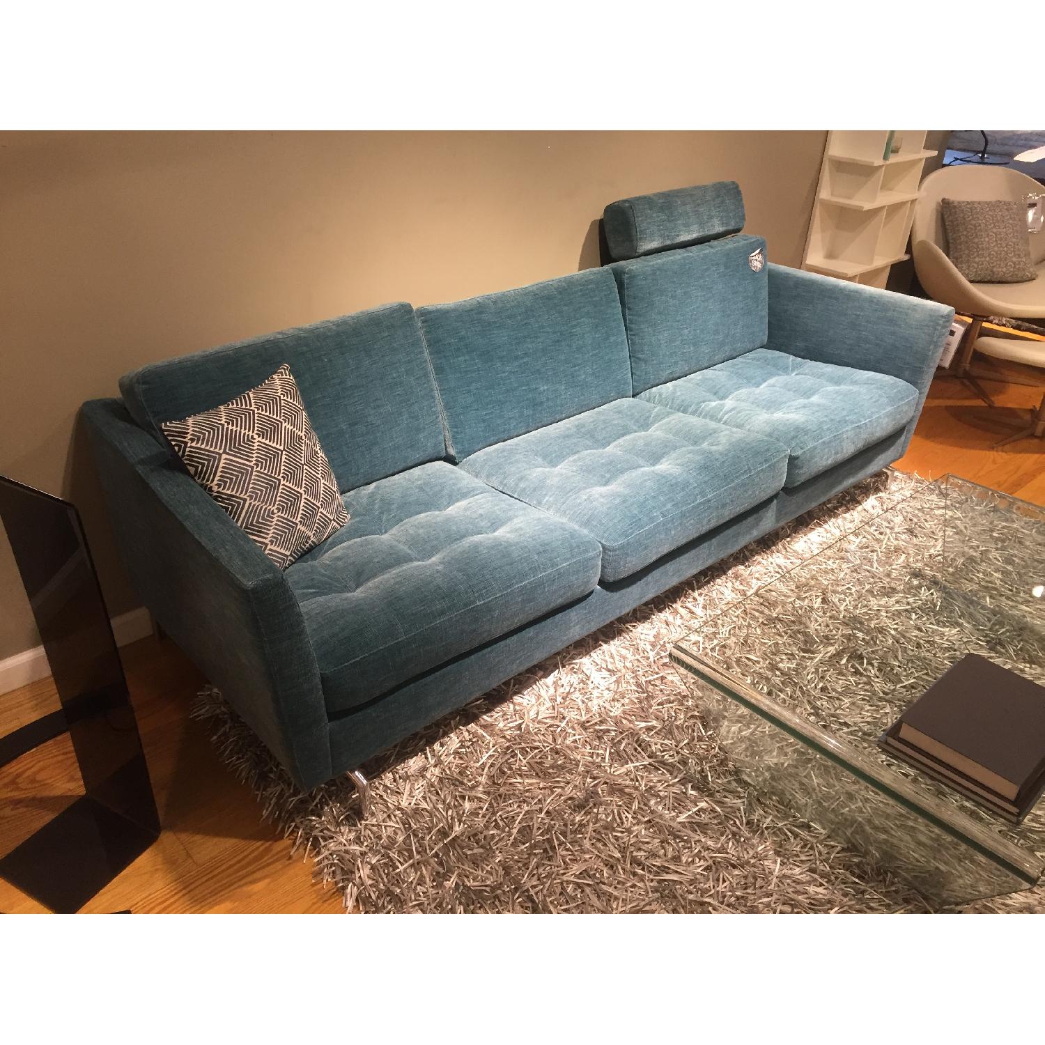 BoConcept Oasaka Sofa in Turquoise Napoli - image-3