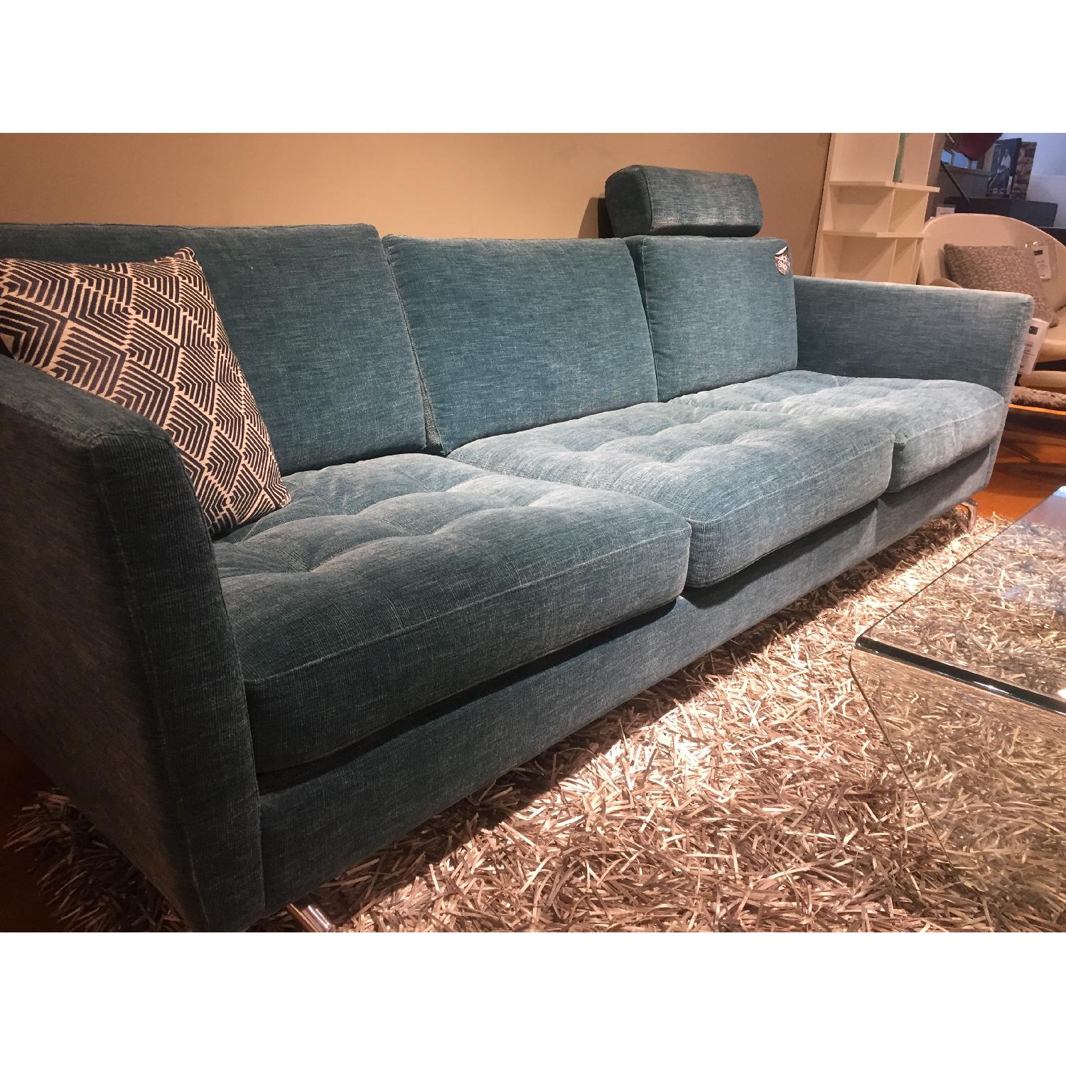 BoConcept Oasaka Sofa in Turquoise Napoli - image-7