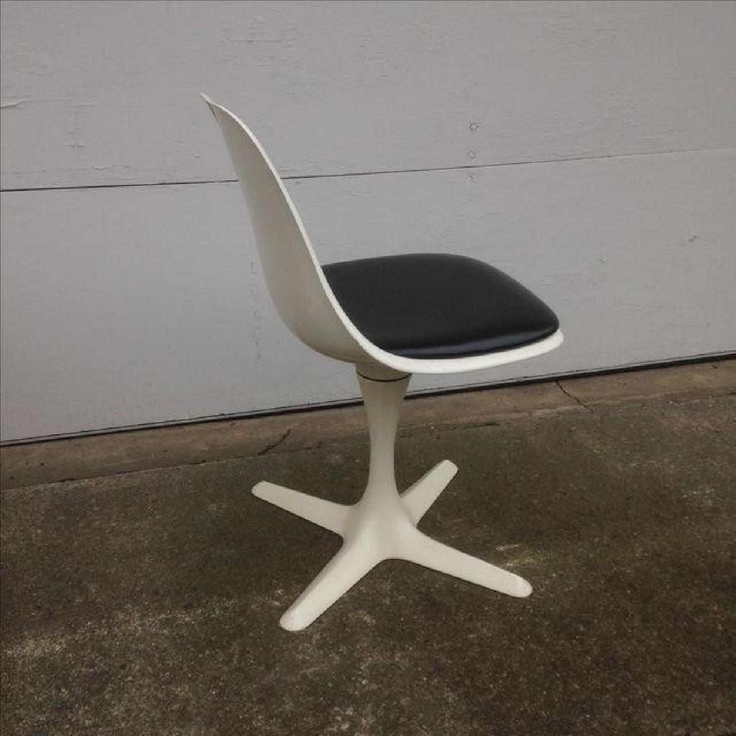 Burke 103 Navy Seat Tulip Chairs - image-4