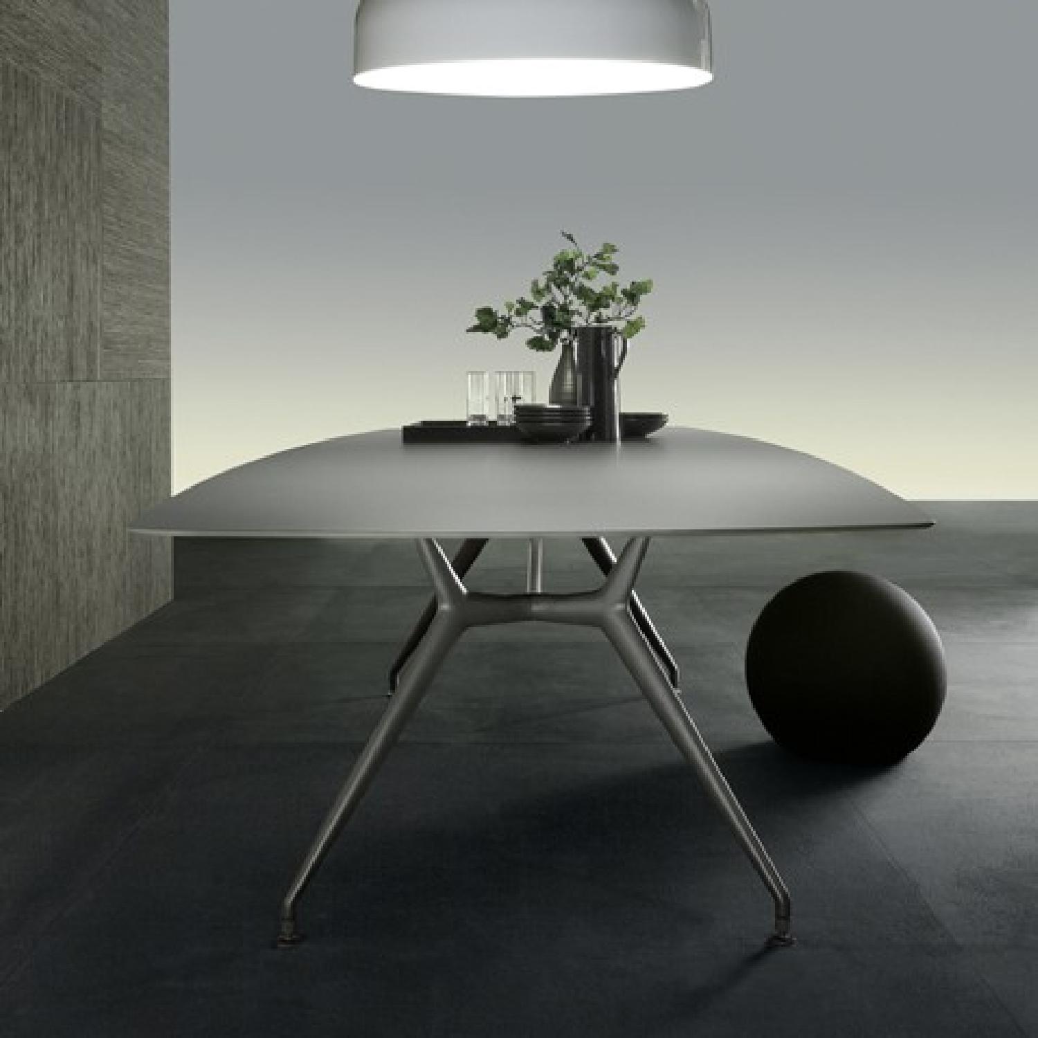 Rimadesio Manta Dining Table - image-5