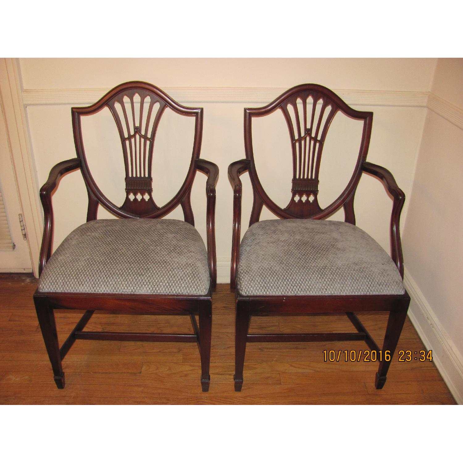 Vintage Mahogany Dining Table w/ 7 Chairs - image-4