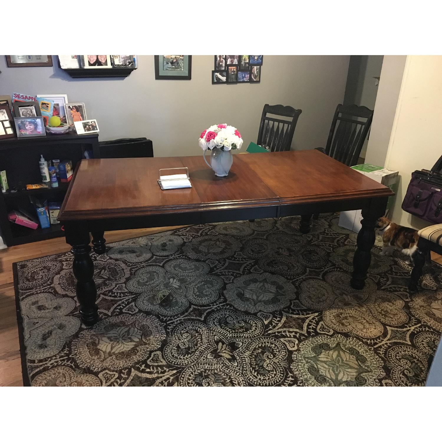 Expandable Dining Table w/ 4 Chairs - AptDeco