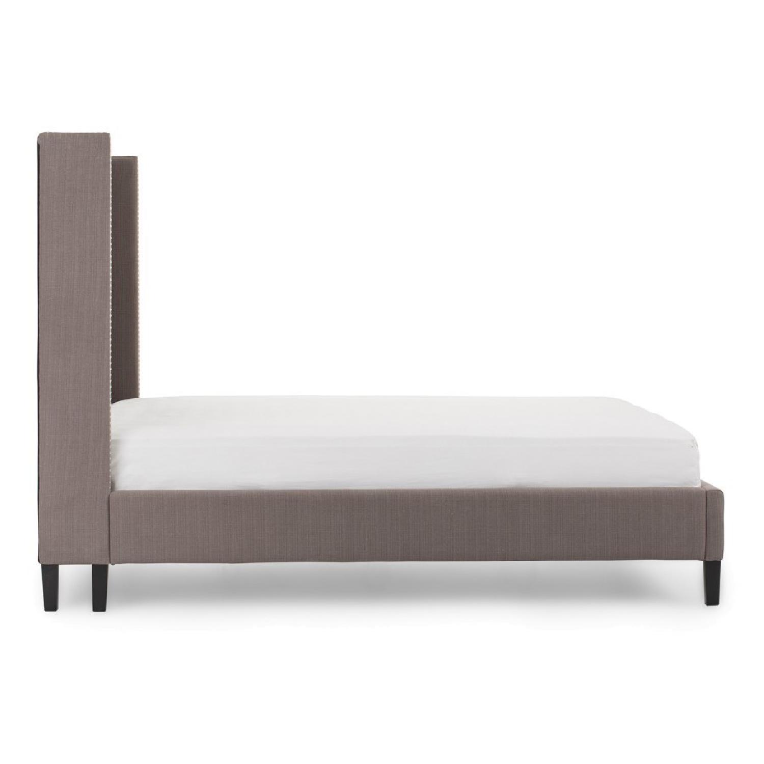 Structube Queen Size Headboard - image-1