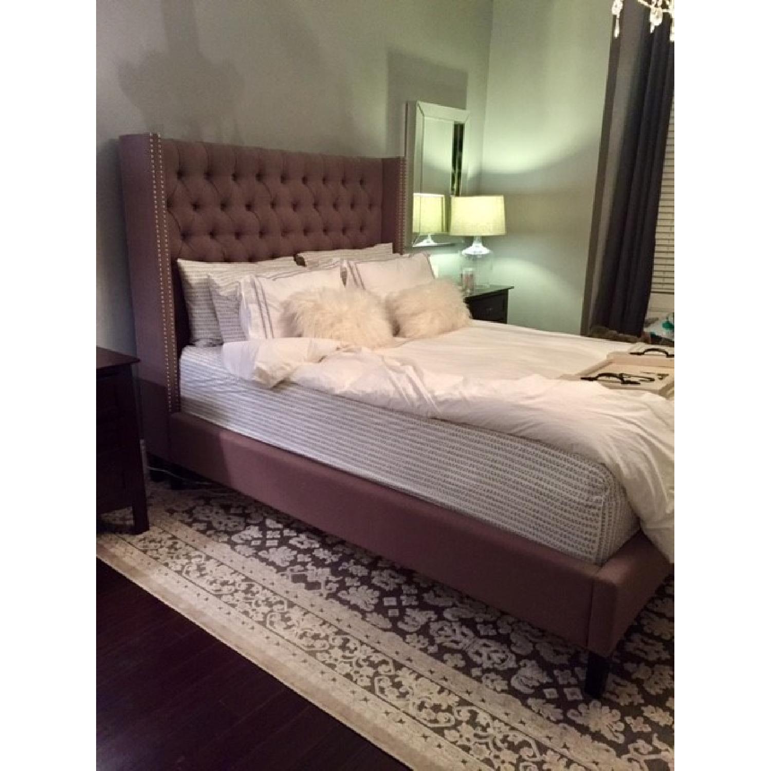 Structube Queen Size Headboard - image-7
