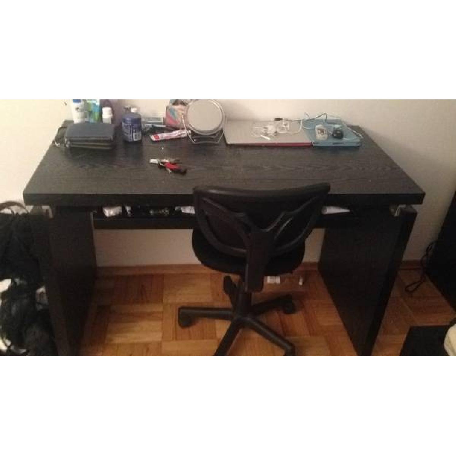 Computer Table & Chair AptDeco