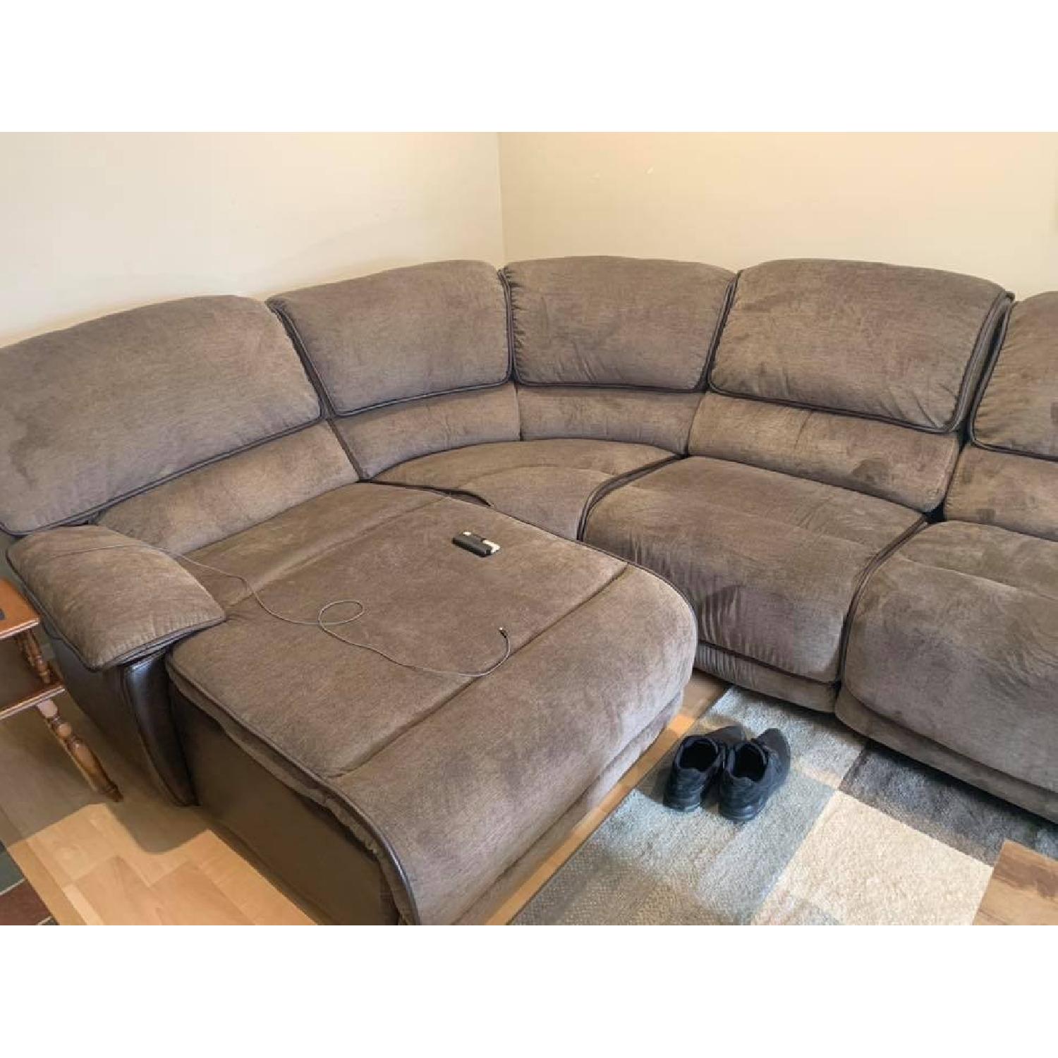 Bob's Dawson 7 Piece Sectional Sofa AptDeco