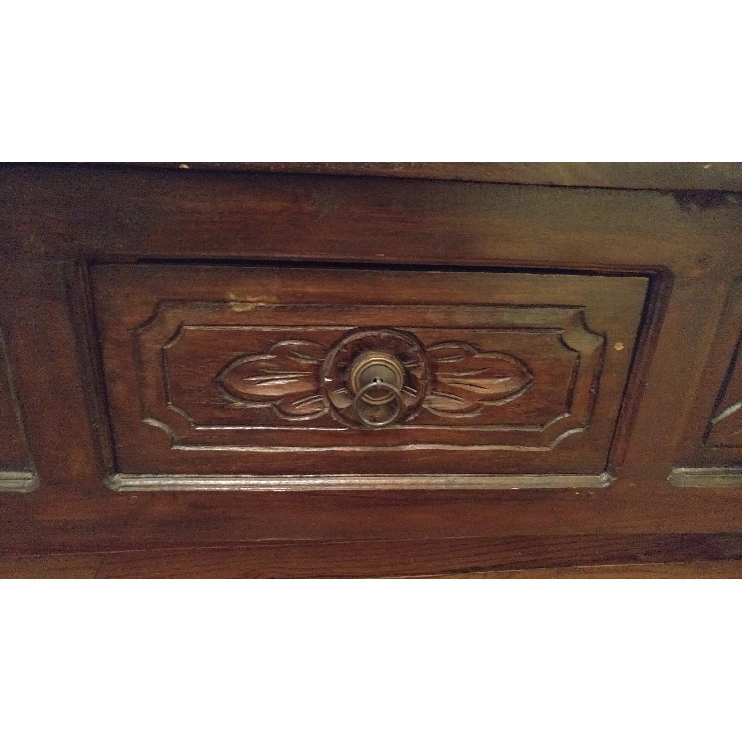 Hand-Carved Balinese Daybed - image-10