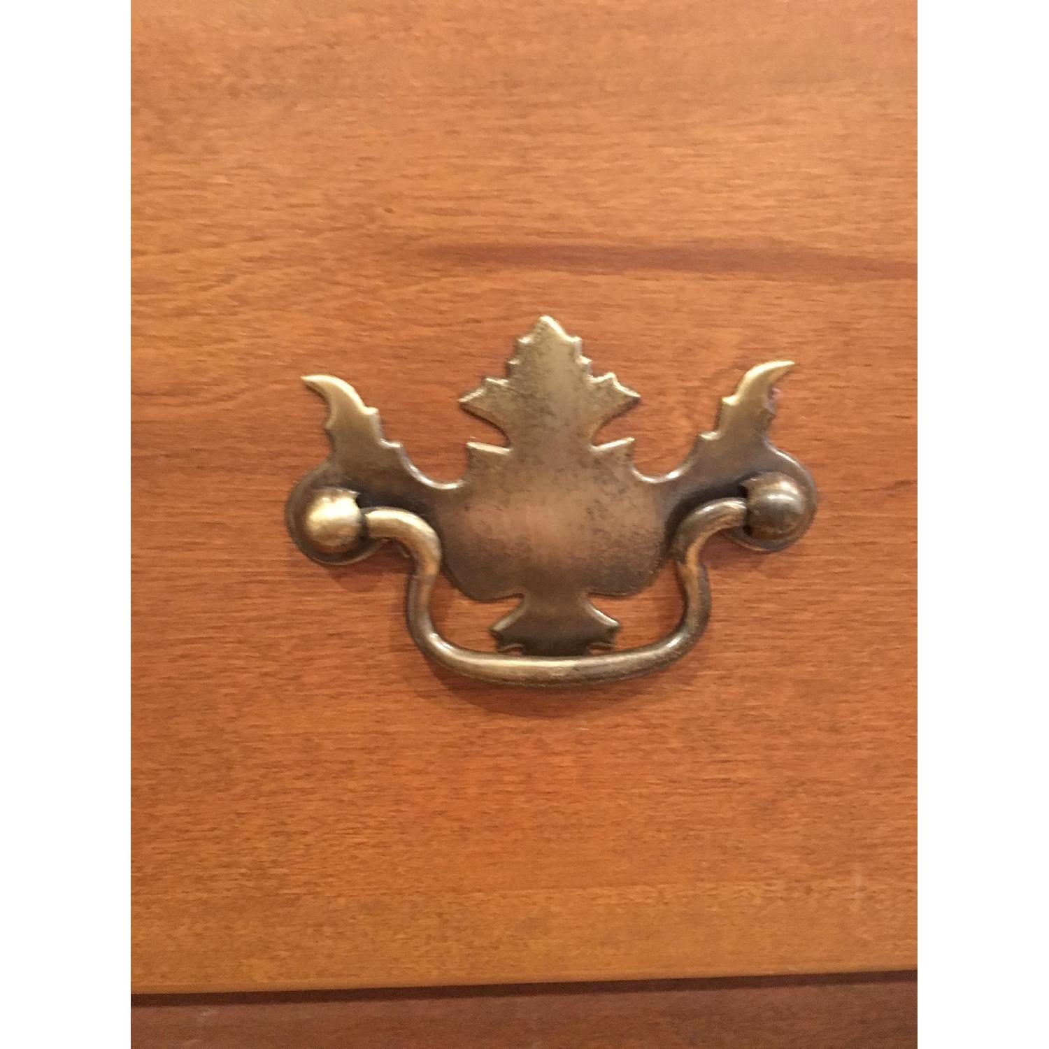 Vintage Oak 4-Drawer Dresser - image-2