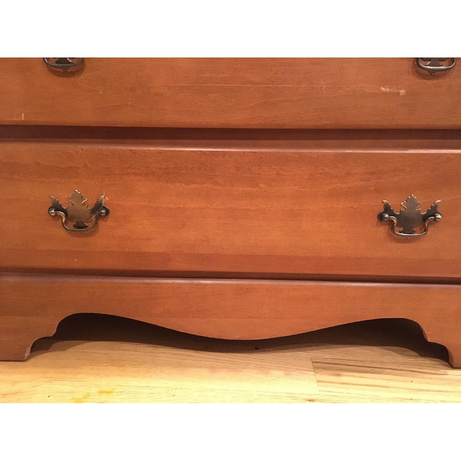 Vintage Oak 4-Drawer Dresser - image-3