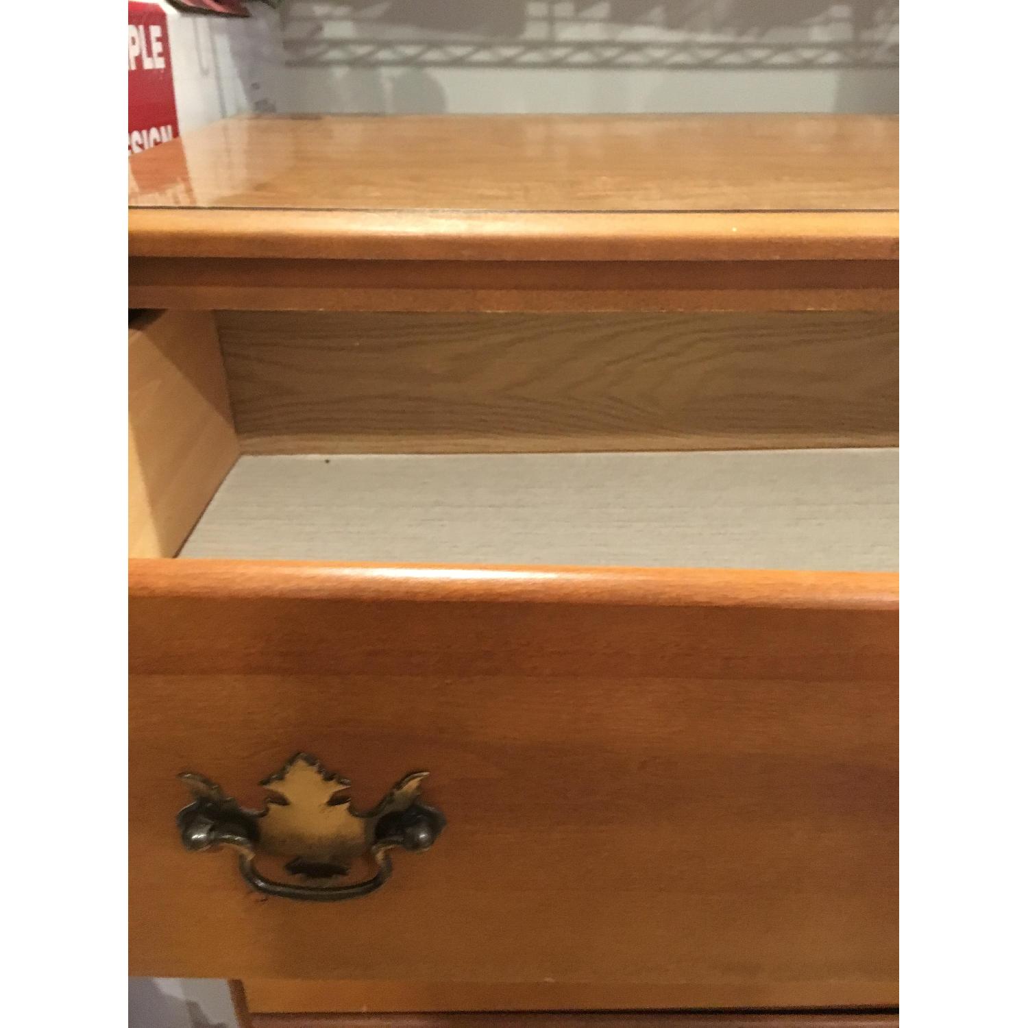 Vintage Oak 4-Drawer Dresser - image-4