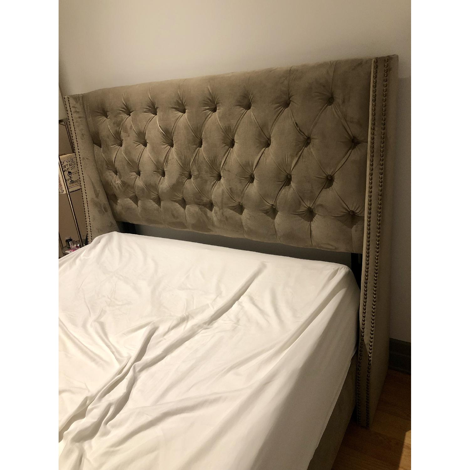 Skyline Furniture Queen Velvet Upholstered Wingback Bed - image-1