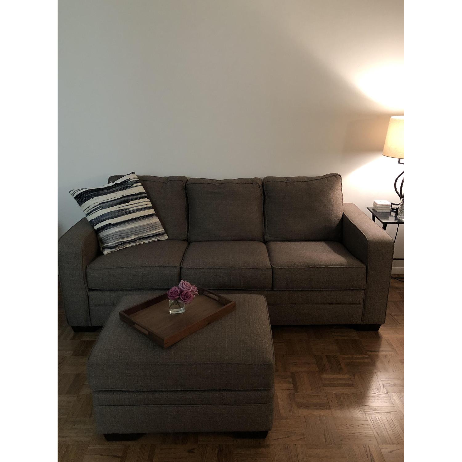 Bob's Greyson Queen Sleeper Sofa AptDeco