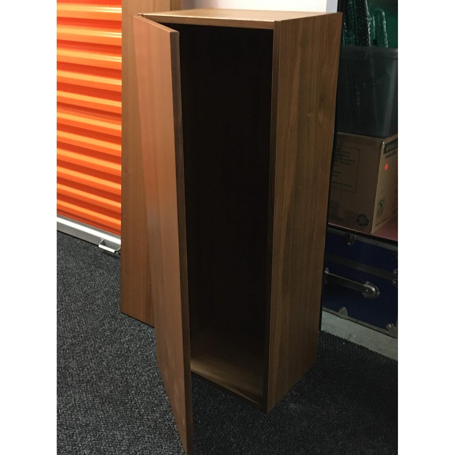 BoConcept Lugano Wall Mounted Shelf & AptDeco