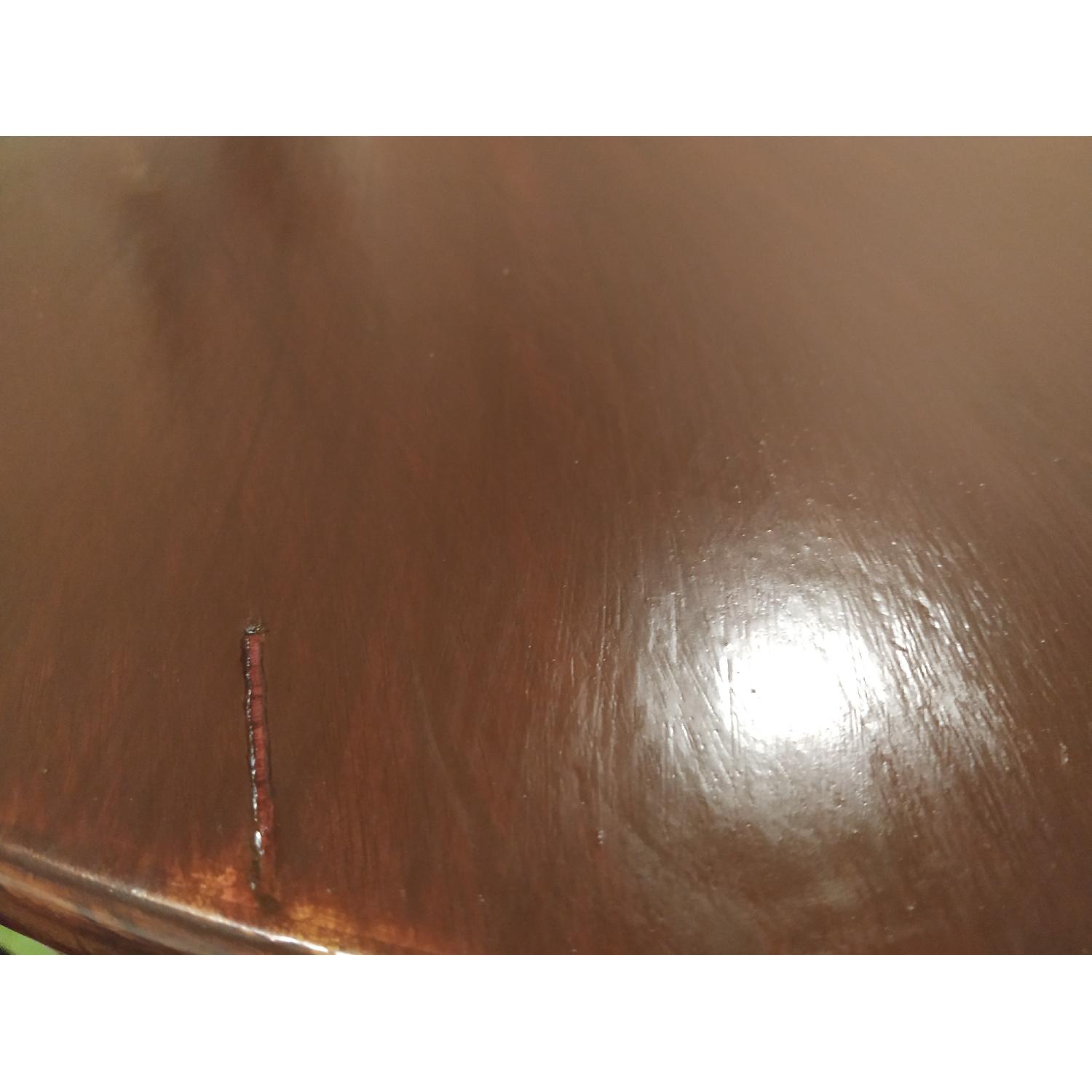 Solid Round Table - image-2